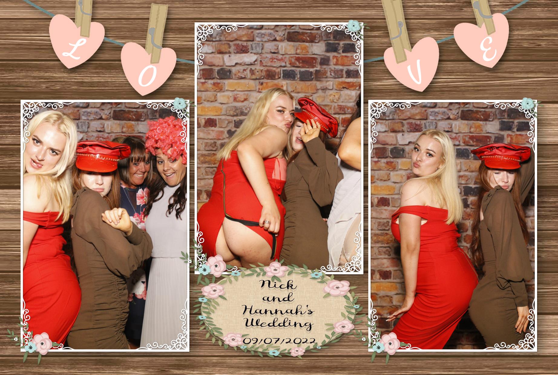 Nick and Hannah's Wedding  | View more photos from the event at gallery.myphotoboothexperience.co.uk/u/MyPhotoBoothExperienceLtd/Nick-and-Hannahs-Wedding