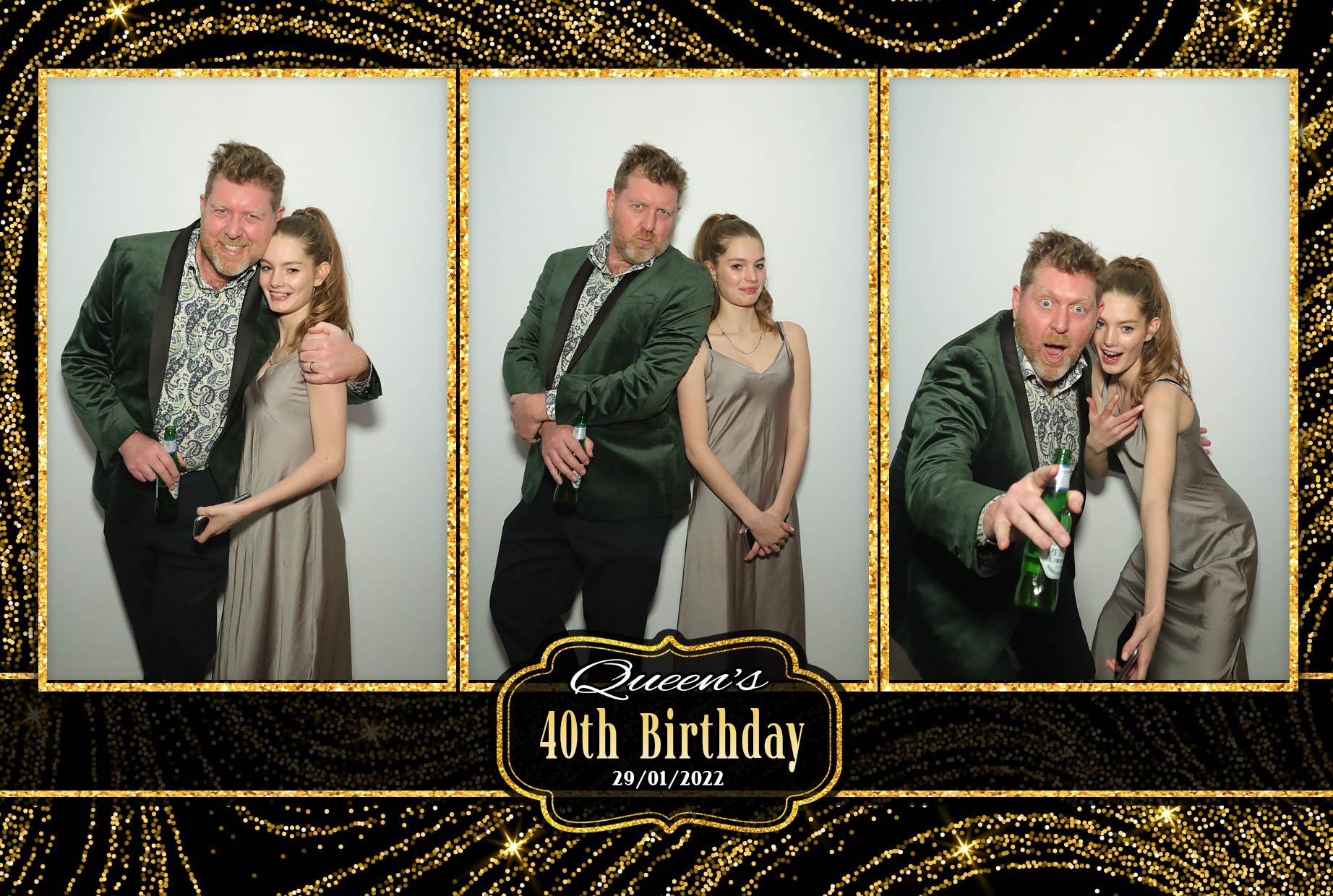 Queen's 40th Birthday Party | View more photos from the event at gallery.myphotoboothexperience.co.uk/u/MyPhotoBoothExperienceLtd/Queens-40th-Birthday-Party