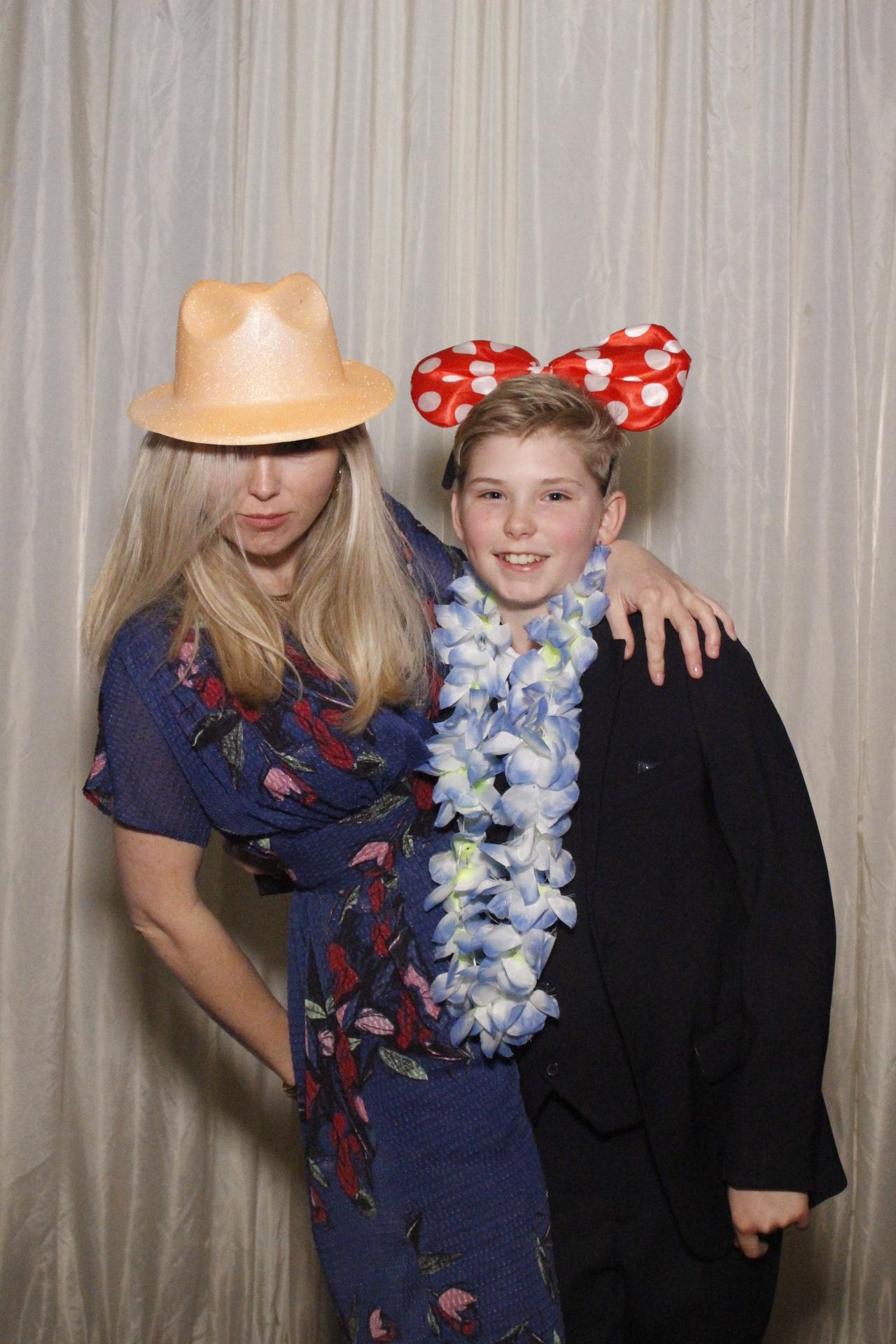 Rob and Melissa's Wedding  | View more photos from the event at gallery.myphotoboothexperience.co.uk/u/MyPhotoBoothExperienceLtd/Rob-and-Melissas-Wedding