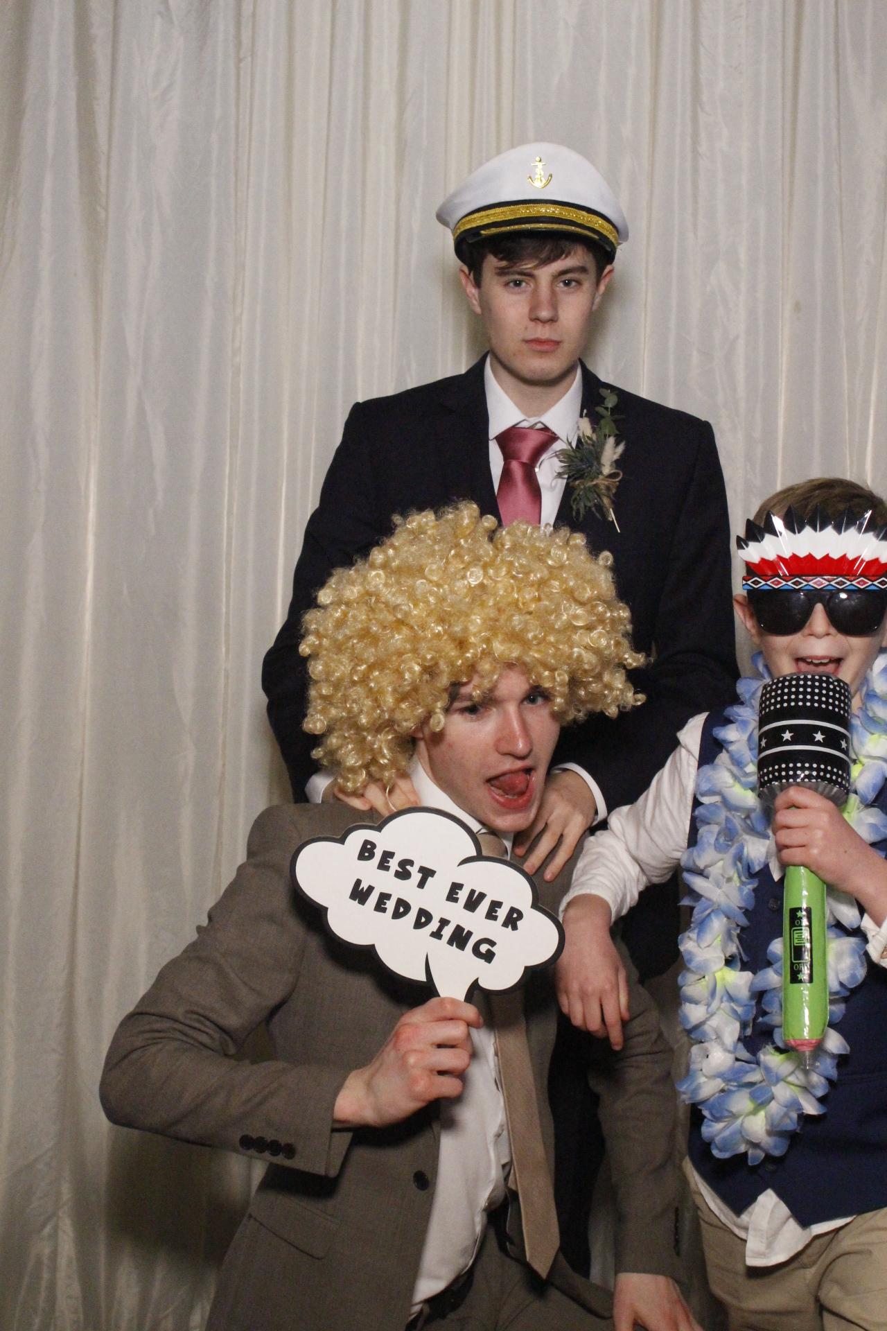 Rob and Melissa's Wedding  | View more photos from the event at gallery.myphotoboothexperience.co.uk/u/MyPhotoBoothExperienceLtd/Rob-and-Melissas-Wedding
