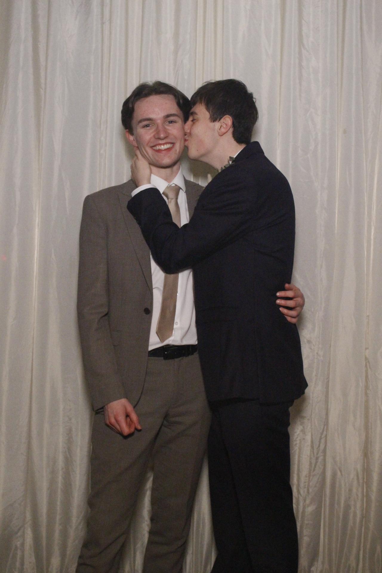 Rob and Melissa's Wedding  | View more photos from the event at gallery.myphotoboothexperience.co.uk/u/MyPhotoBoothExperienceLtd/Rob-and-Melissas-Wedding