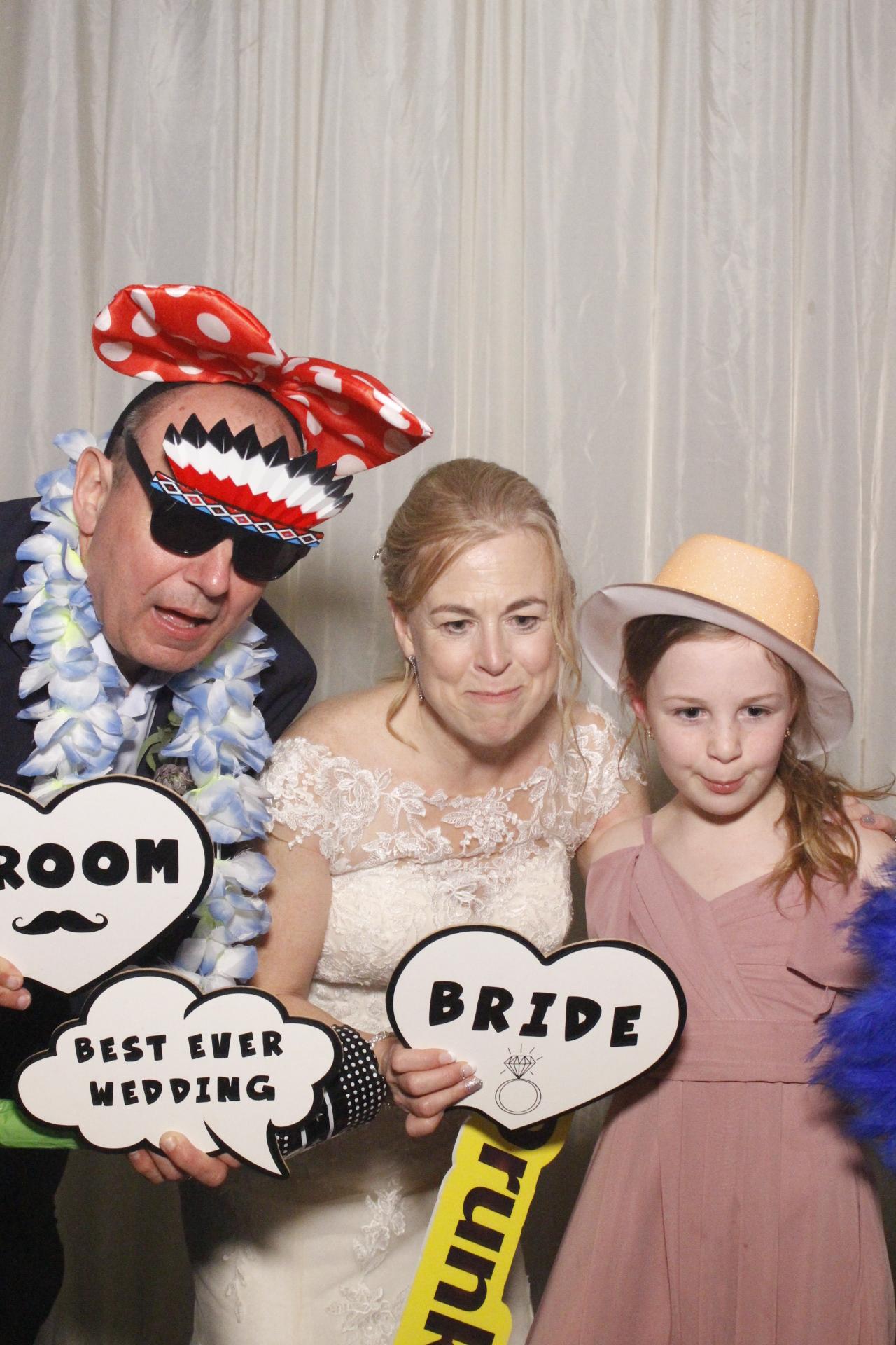 Rob and Melissa's Wedding  | View more photos from the event at gallery.myphotoboothexperience.co.uk/u/MyPhotoBoothExperienceLtd/Rob-and-Melissas-Wedding