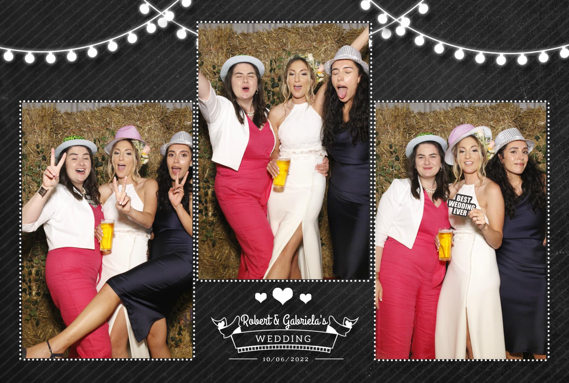 Robert & Gabriela's Wedding  | View more photos from the event at gallery.myphotoboothexperience.co.uk/u/MyPhotoBoothExperienceLtd/Robert-Gabrielas-Wedding