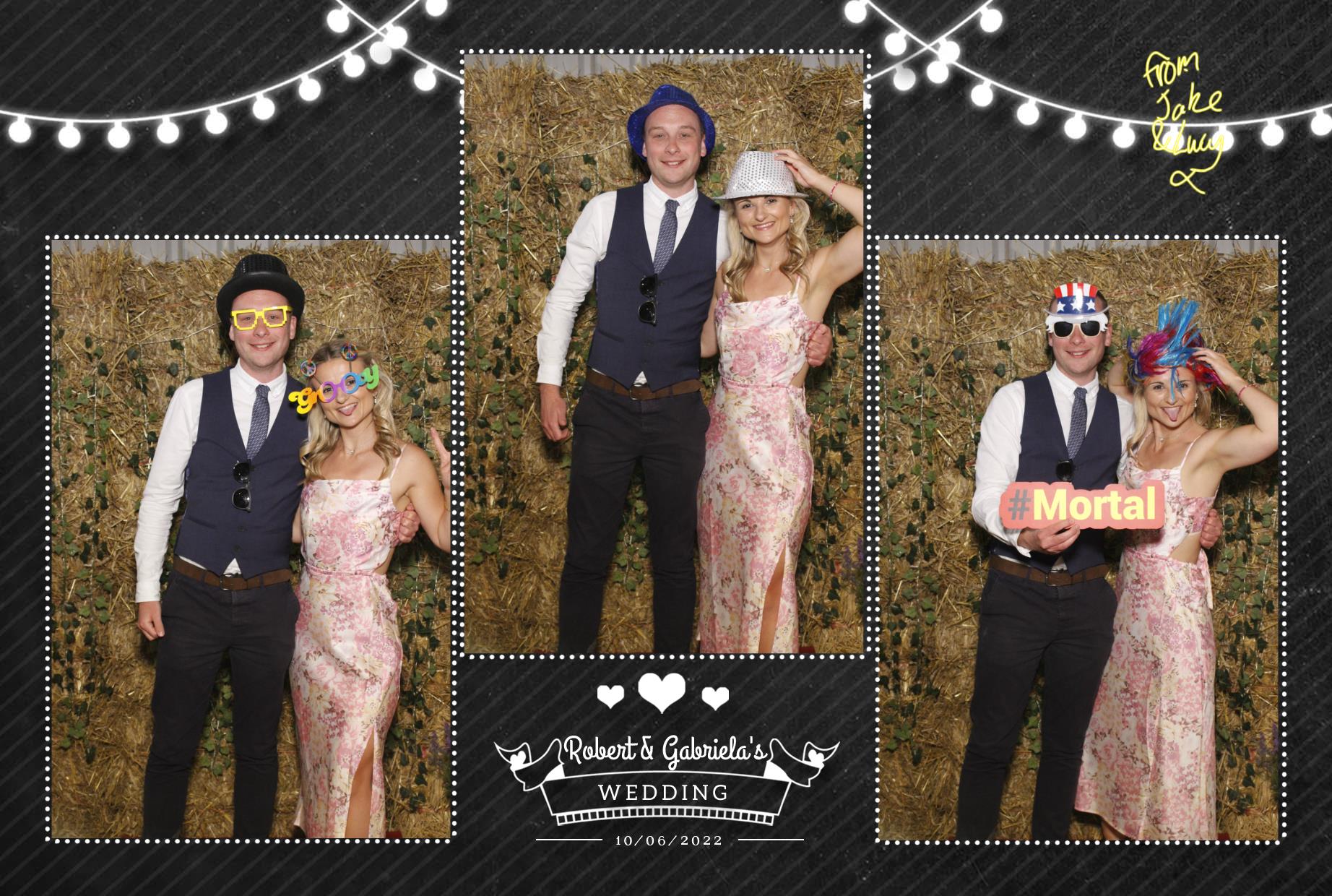 Robert & Gabriela's Wedding  | View more photos from the event at gallery.myphotoboothexperience.co.uk/u/MyPhotoBoothExperienceLtd/Robert-Gabrielas-Wedding