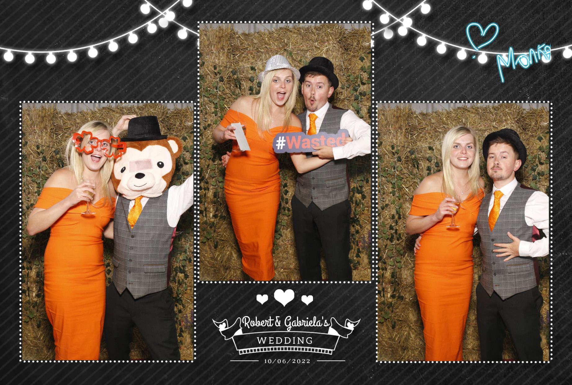 Robert & Gabriela's Wedding  | View more photos from the event at gallery.myphotoboothexperience.co.uk/u/MyPhotoBoothExperienceLtd/Robert-Gabrielas-Wedding