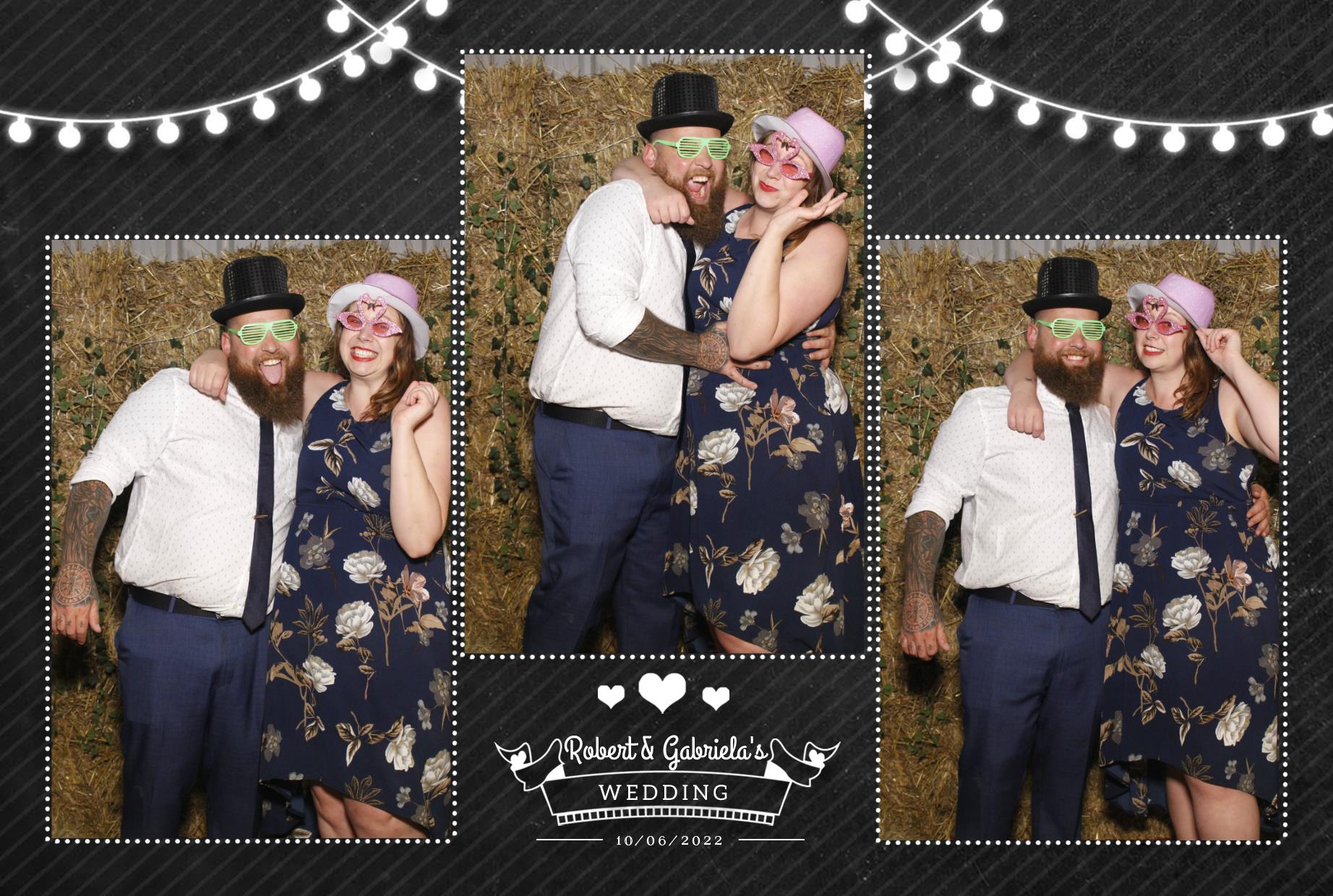 Robert & Gabriela's Wedding  | View more photos from the event at gallery.myphotoboothexperience.co.uk/u/MyPhotoBoothExperienceLtd/Robert-Gabrielas-Wedding