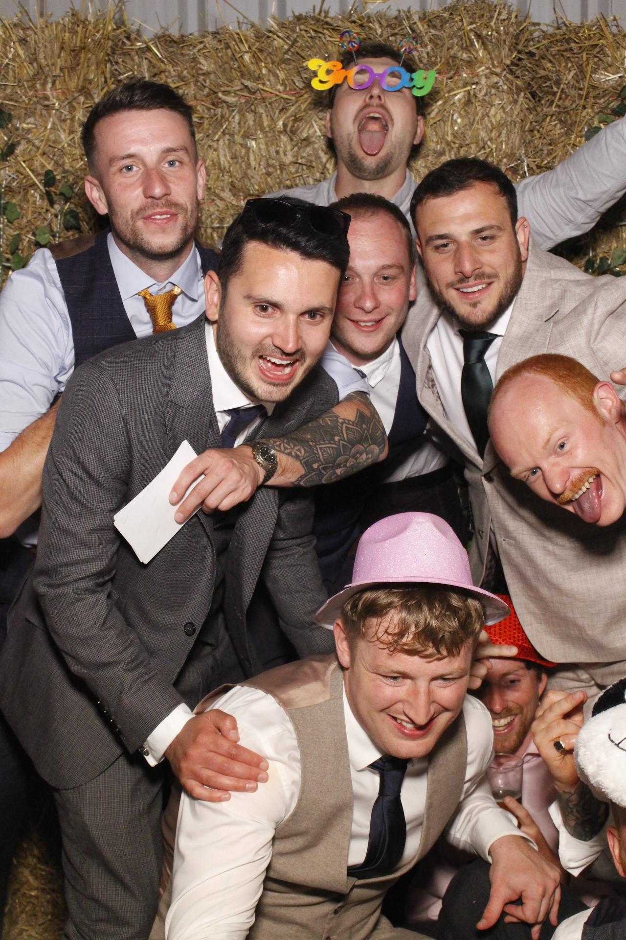 Robert & Gabriela's Wedding  | View more photos from the event at gallery.myphotoboothexperience.co.uk/u/MyPhotoBoothExperienceLtd/Robert-Gabrielas-Wedding