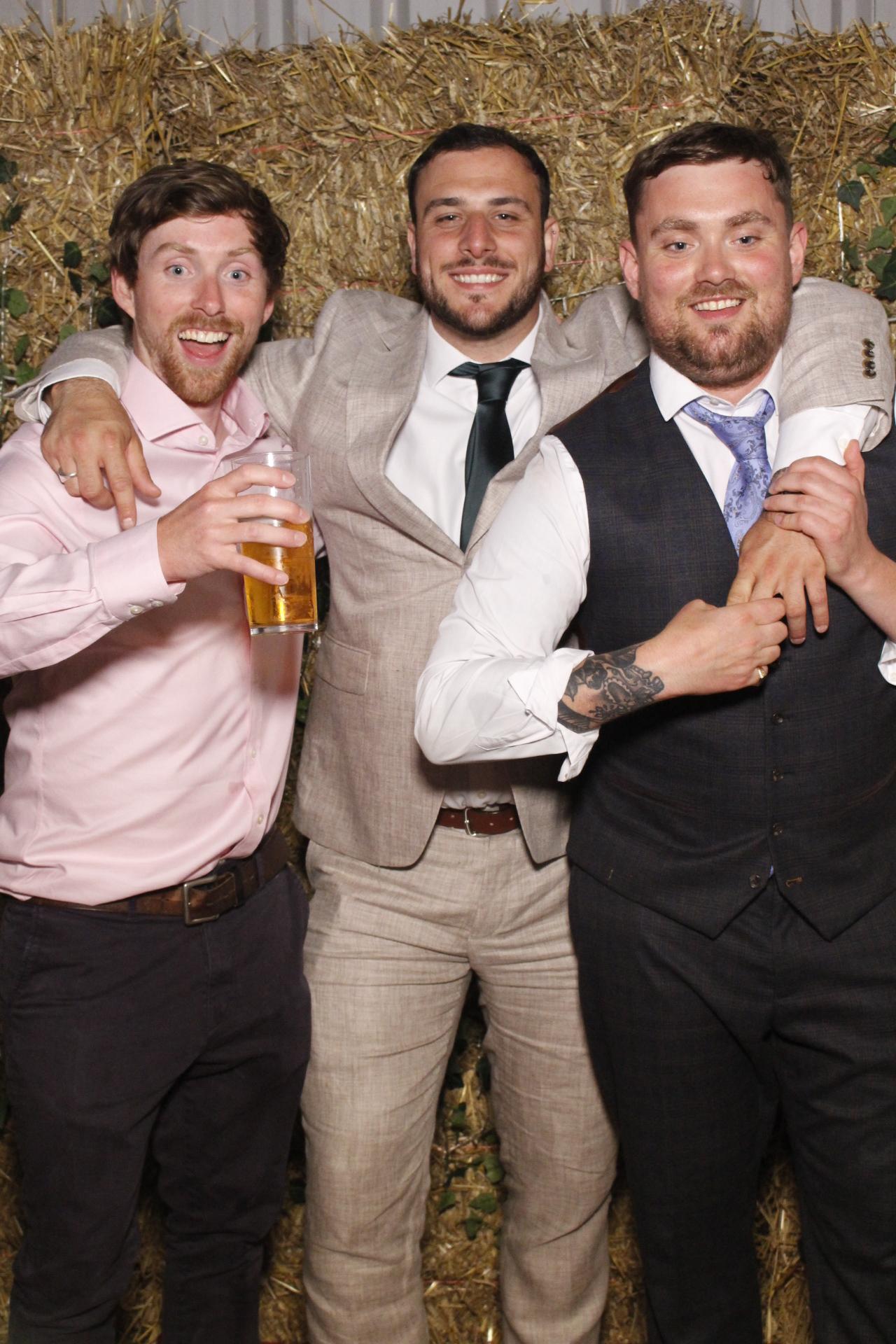 Robert & Gabriela's Wedding  | View more photos from the event at gallery.myphotoboothexperience.co.uk/u/MyPhotoBoothExperienceLtd/Robert-Gabrielas-Wedding