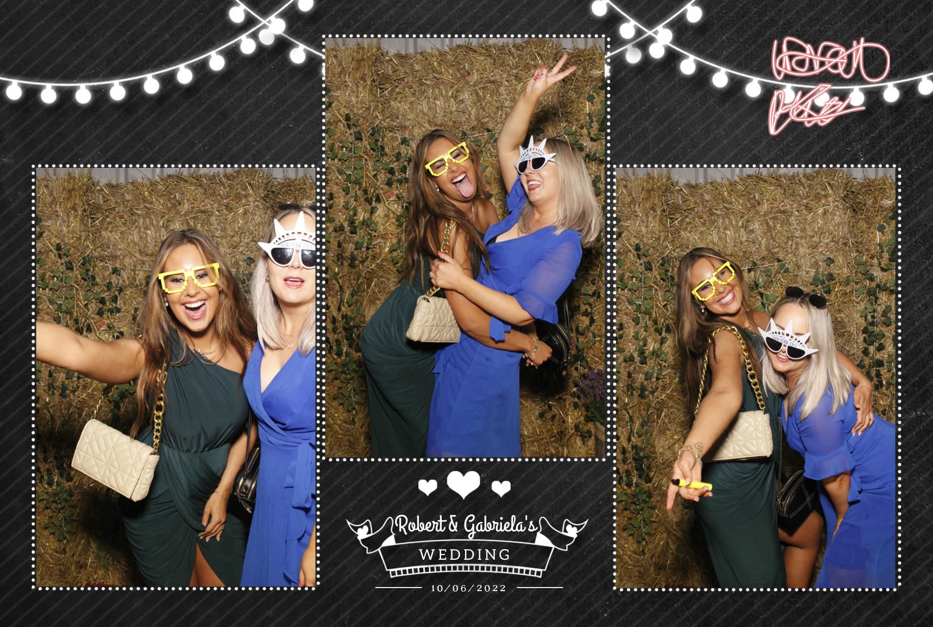 Robert & Gabriela's Wedding  | View more photos from the event at gallery.myphotoboothexperience.co.uk/u/MyPhotoBoothExperienceLtd/Robert-Gabrielas-Wedding