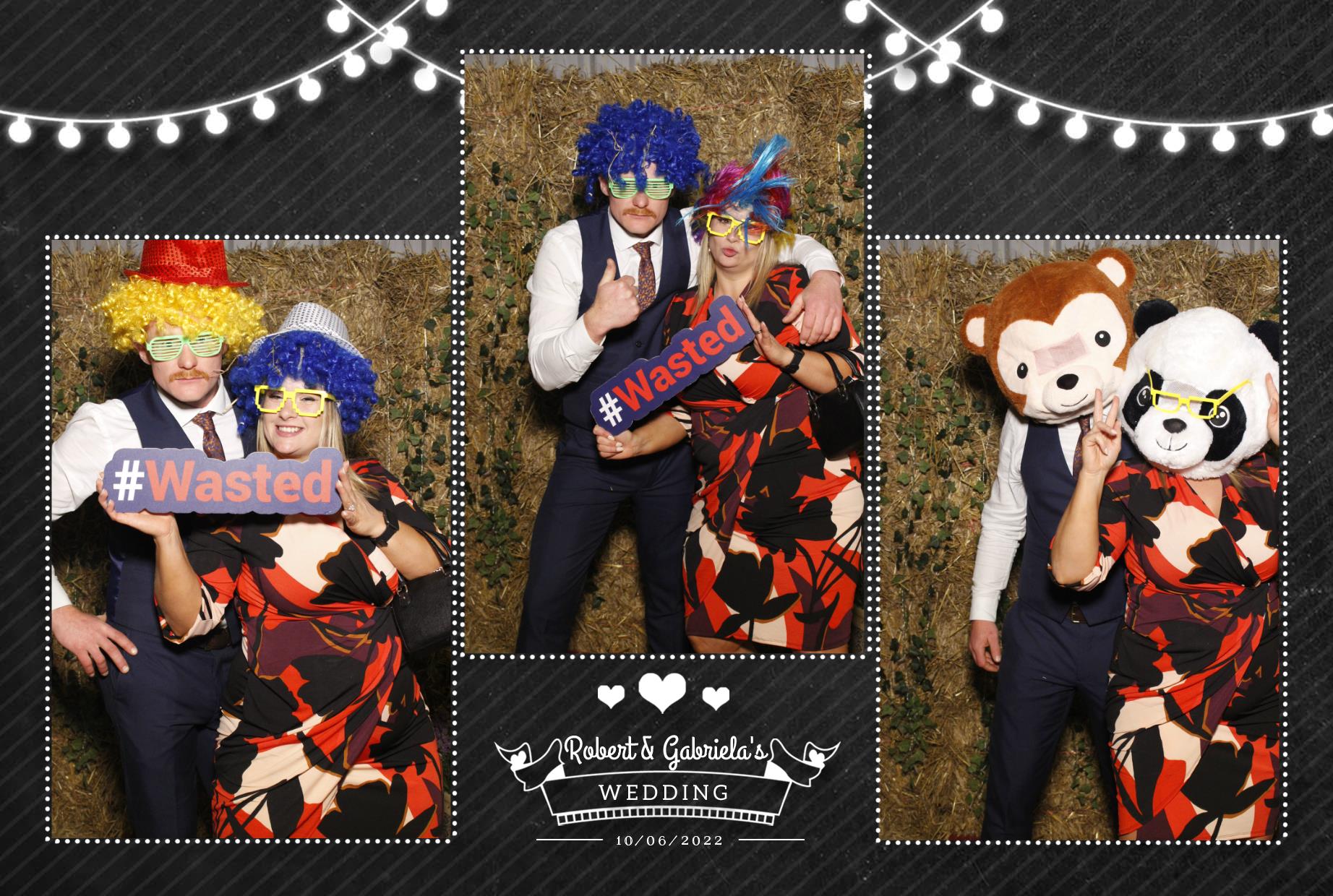 Robert & Gabriela's Wedding  | View more photos from the event at gallery.myphotoboothexperience.co.uk/u/MyPhotoBoothExperienceLtd/Robert-Gabrielas-Wedding