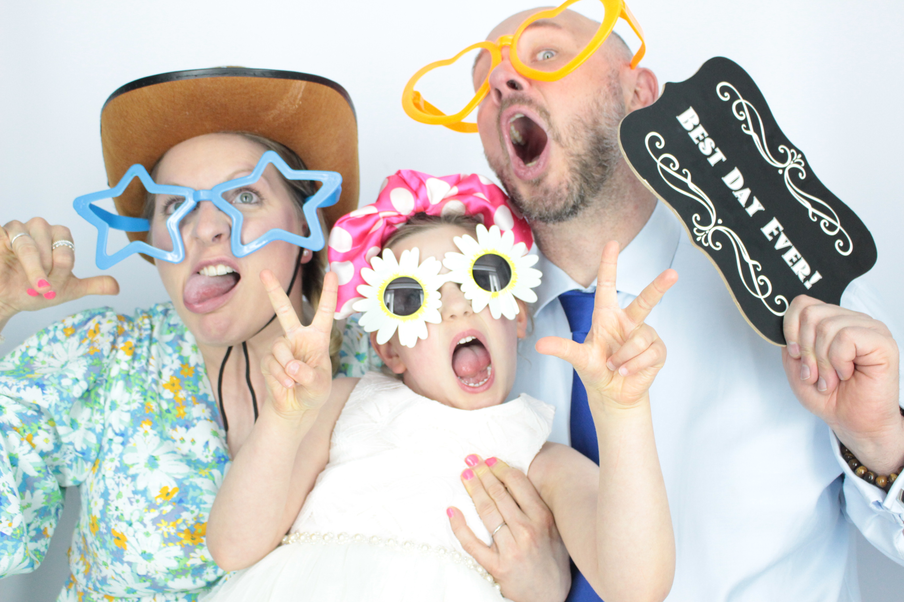 Sarah & Alex's Wedding  | View more photos from the event at gallery.myphotoboothexperience.co.uk/u/MyPhotoBoothExperienceLtd/Sarah-Alexs-Wedding