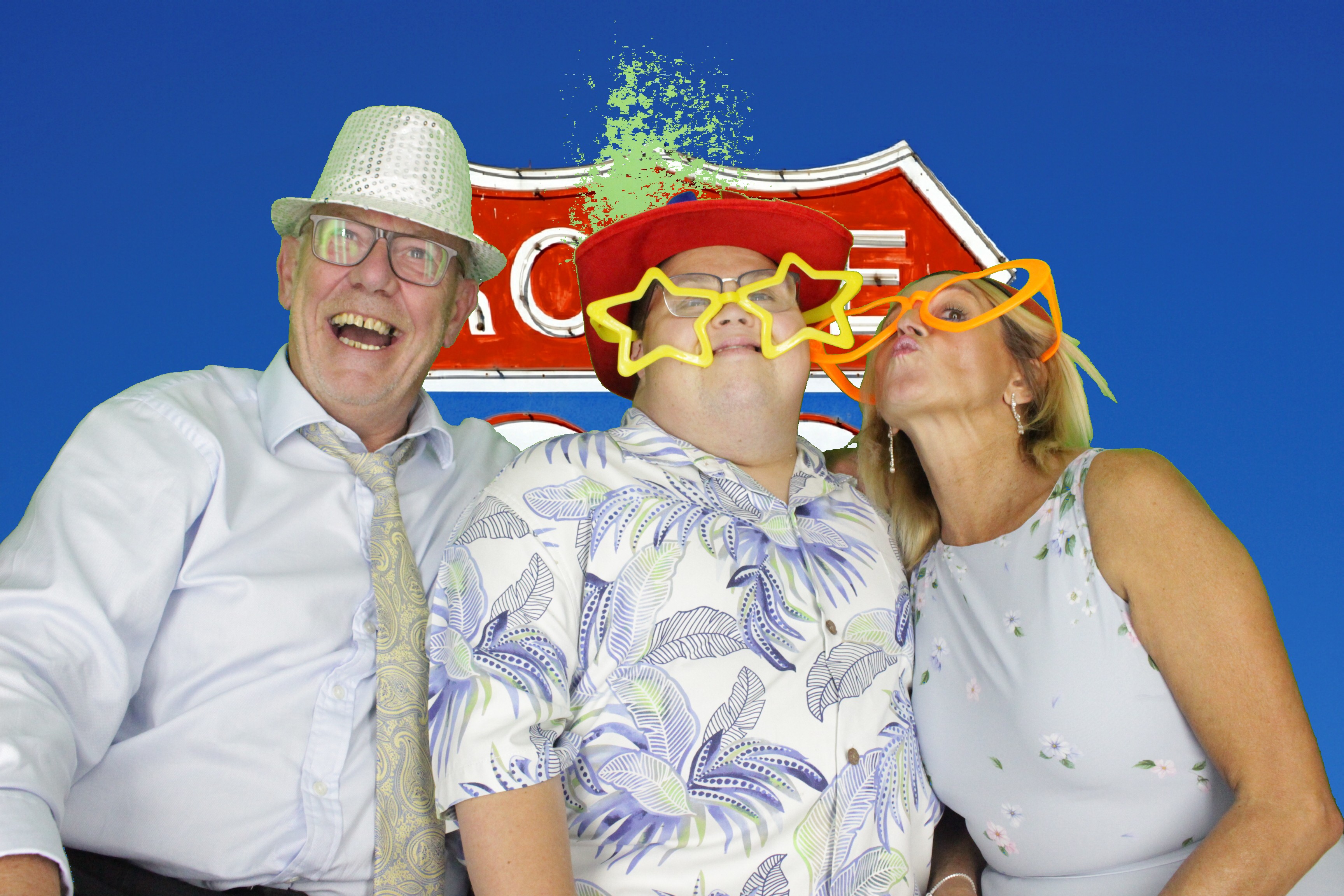 Scott & Jenny's Wedding  | View more photos from the event at gallery.myphotoboothexperience.co.uk/u/MyPhotoBoothExperienceLtd/Scott-Jennys-Wedding