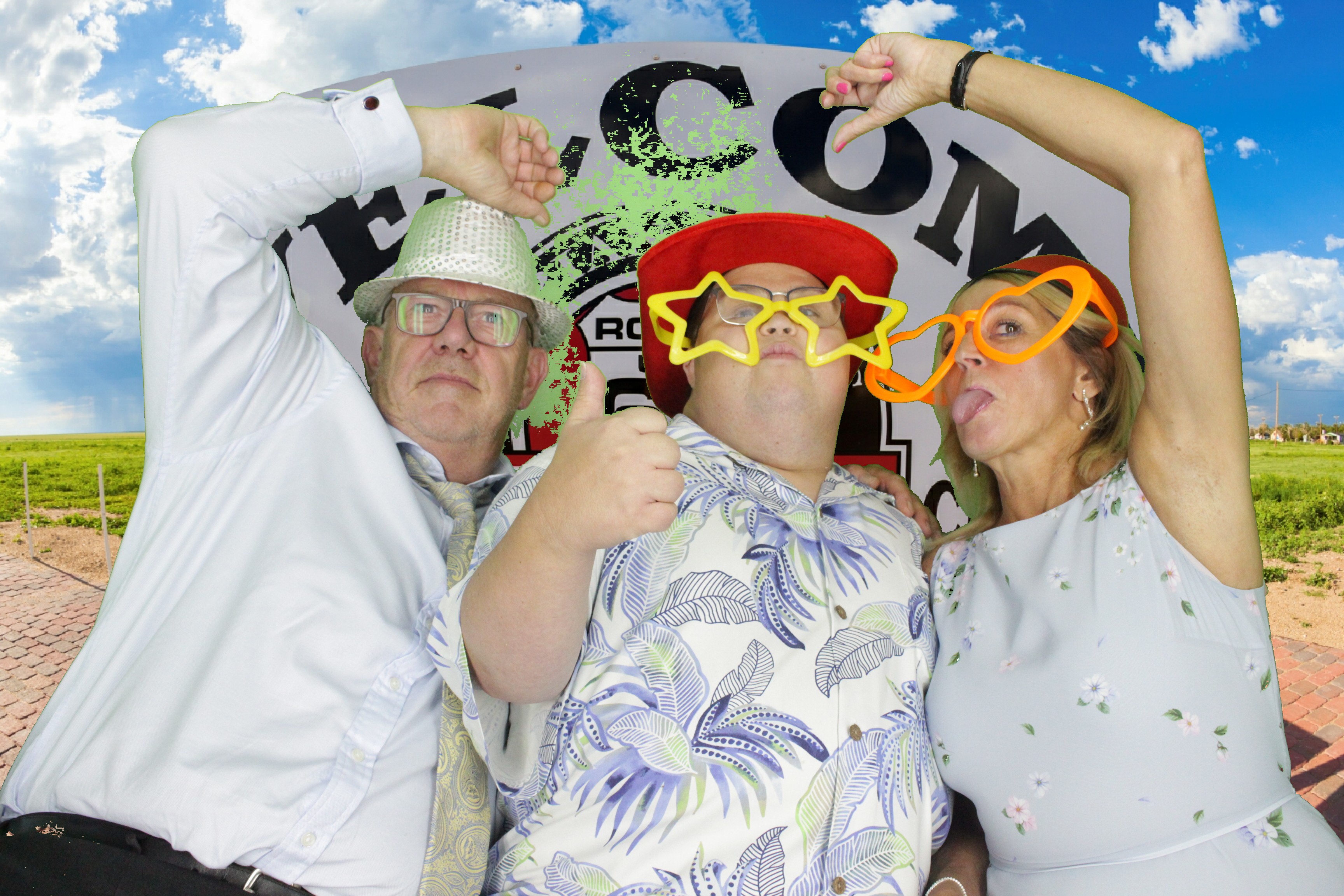 Scott & Jenny's Wedding  | View more photos from the event at gallery.myphotoboothexperience.co.uk/u/MyPhotoBoothExperienceLtd/Scott-Jennys-Wedding