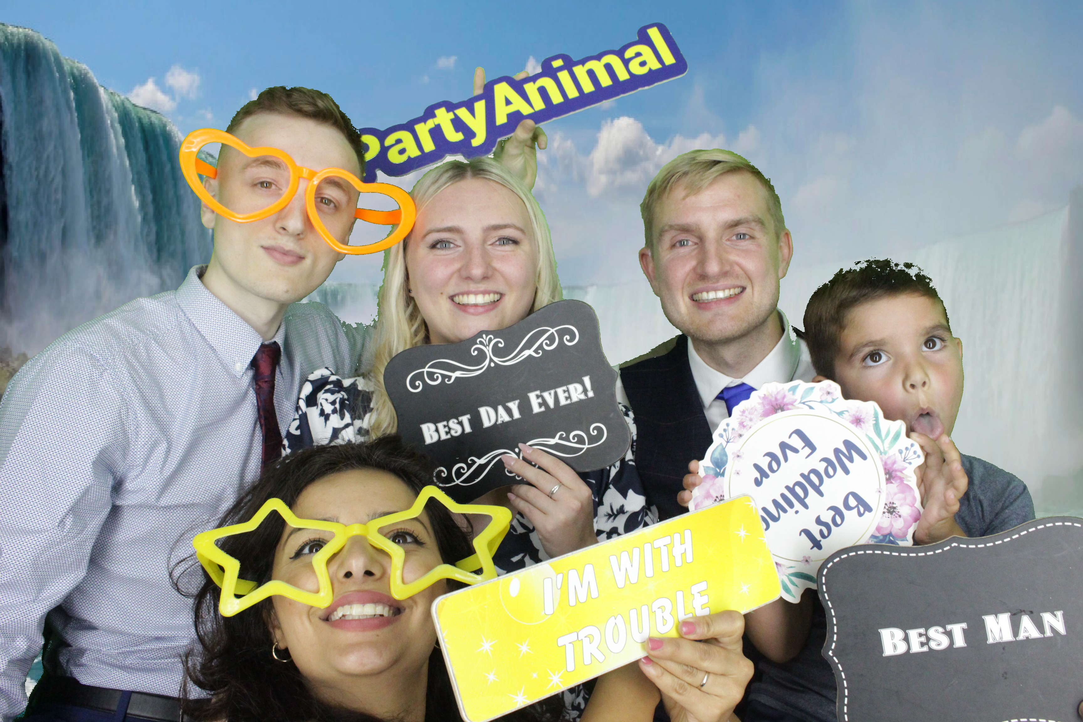 Scott & Jenny's Wedding  | View more photos from the event at gallery.myphotoboothexperience.co.uk/u/MyPhotoBoothExperienceLtd/Scott-Jennys-Wedding