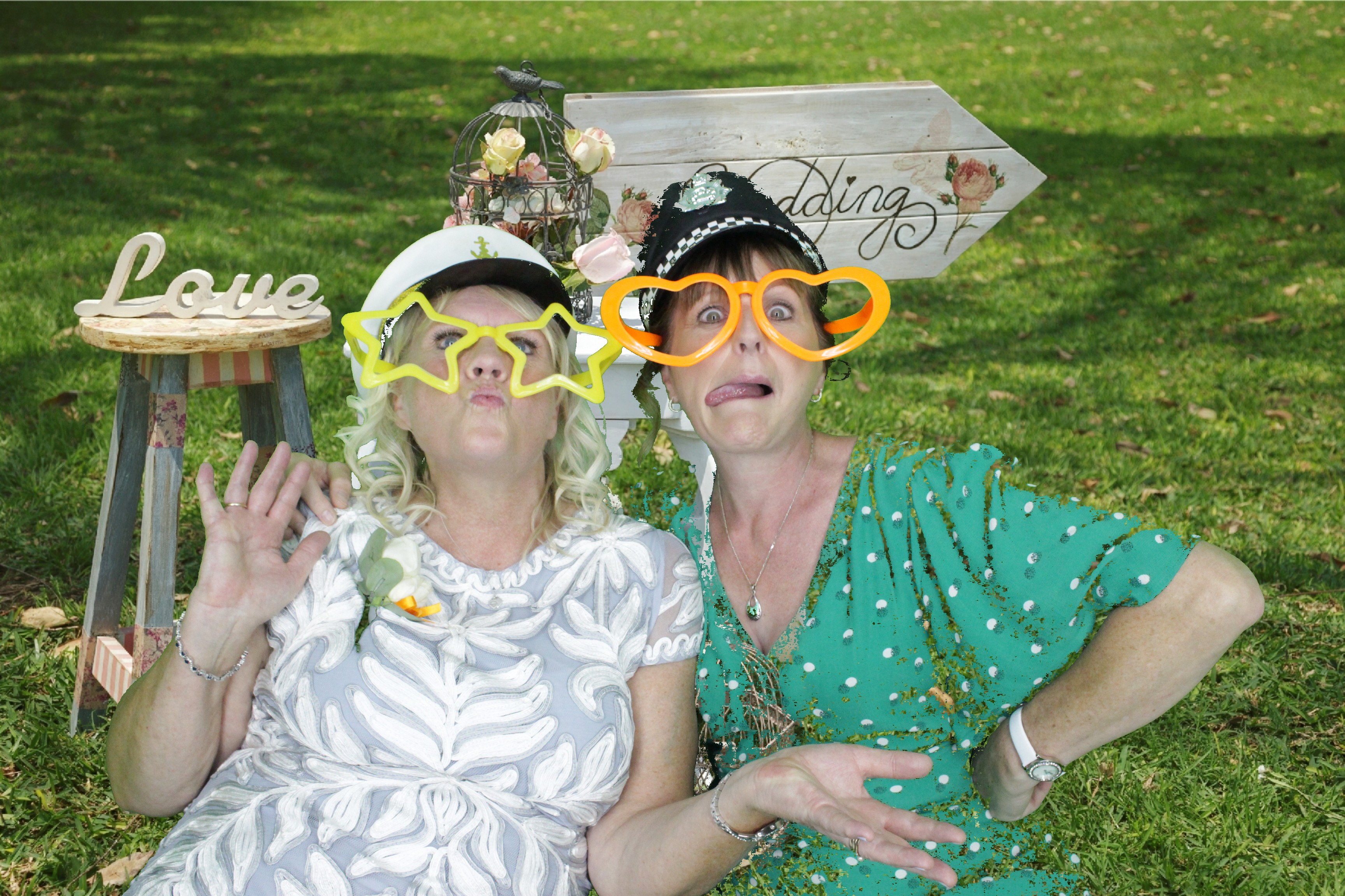 Scott & Jenny's Wedding  | View more photos from the event at gallery.myphotoboothexperience.co.uk/u/MyPhotoBoothExperienceLtd/Scott-Jennys-Wedding