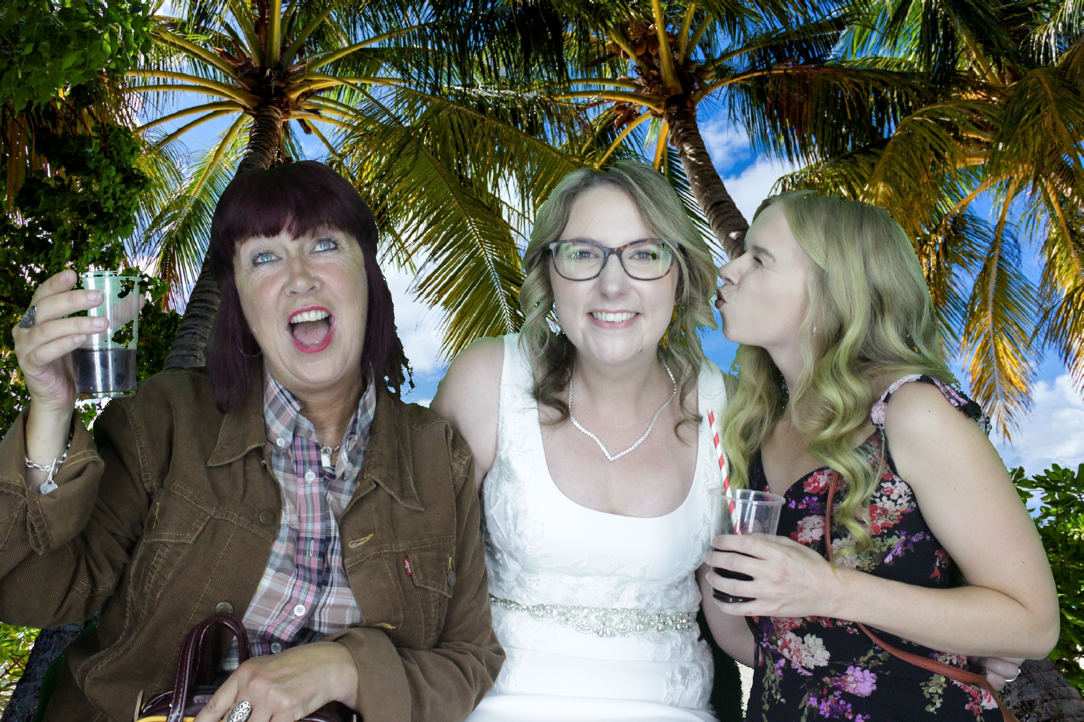 Scott & Jenny's Wedding  | View more photos from the event at gallery.myphotoboothexperience.co.uk/u/MyPhotoBoothExperienceLtd/Scott-Jennys-Wedding