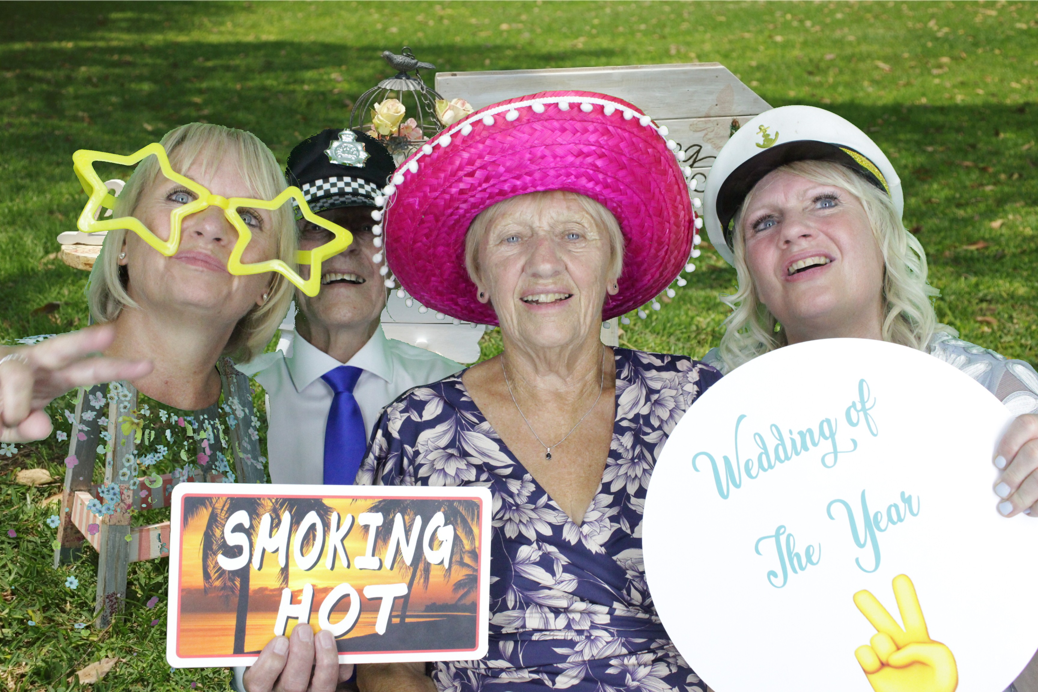 Scott & Jenny's Wedding  | View more photos from the event at gallery.myphotoboothexperience.co.uk/u/MyPhotoBoothExperienceLtd/Scott-Jennys-Wedding