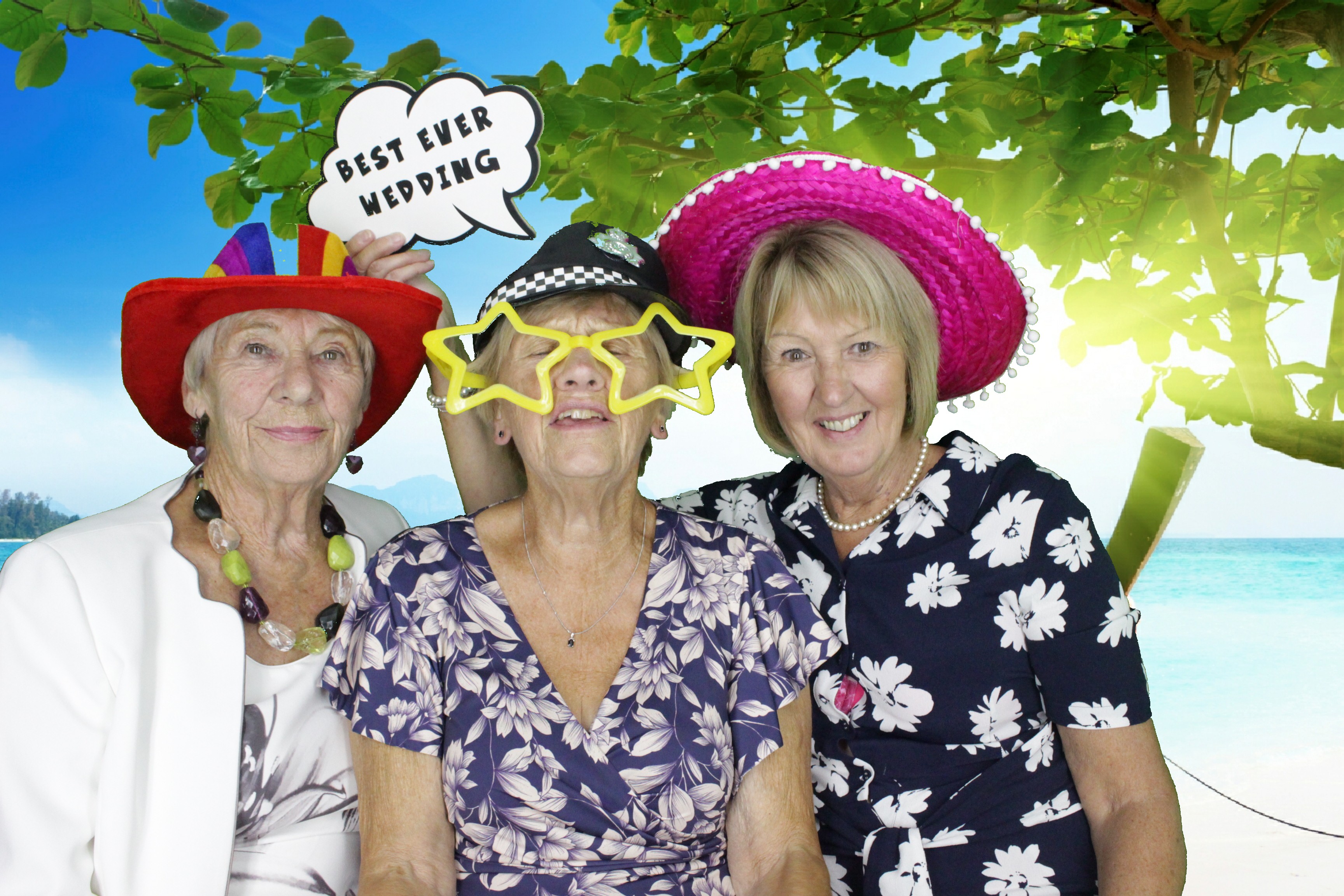 Scott & Jenny's Wedding  | View more photos from the event at gallery.myphotoboothexperience.co.uk/u/MyPhotoBoothExperienceLtd/Scott-Jennys-Wedding