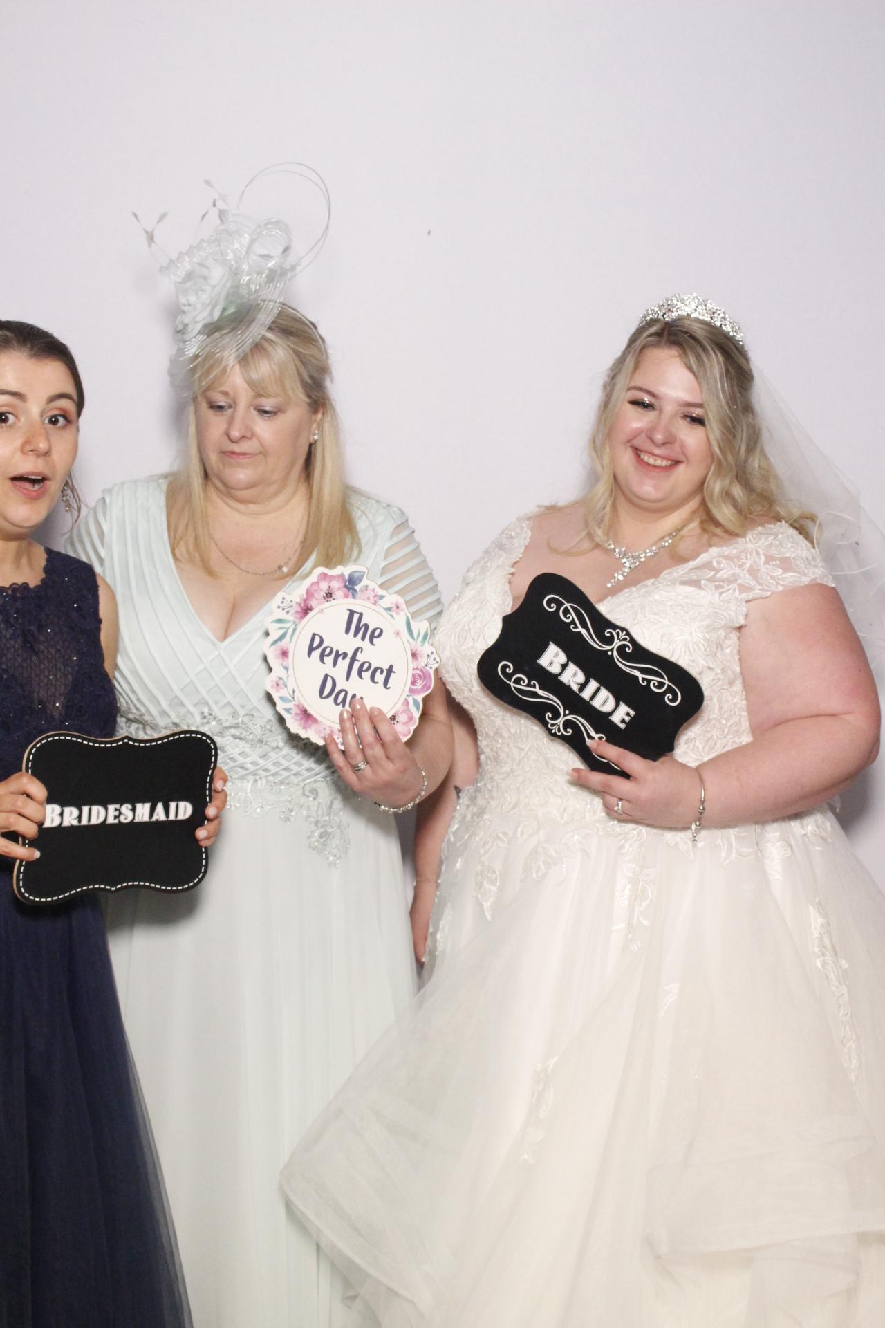 Shannon & Tom's Wedding  | View more photos from the event at gallery.myphotoboothexperience.co.uk/u/MyPhotoBoothExperienceLtd/Shannon-Toms-Wedding