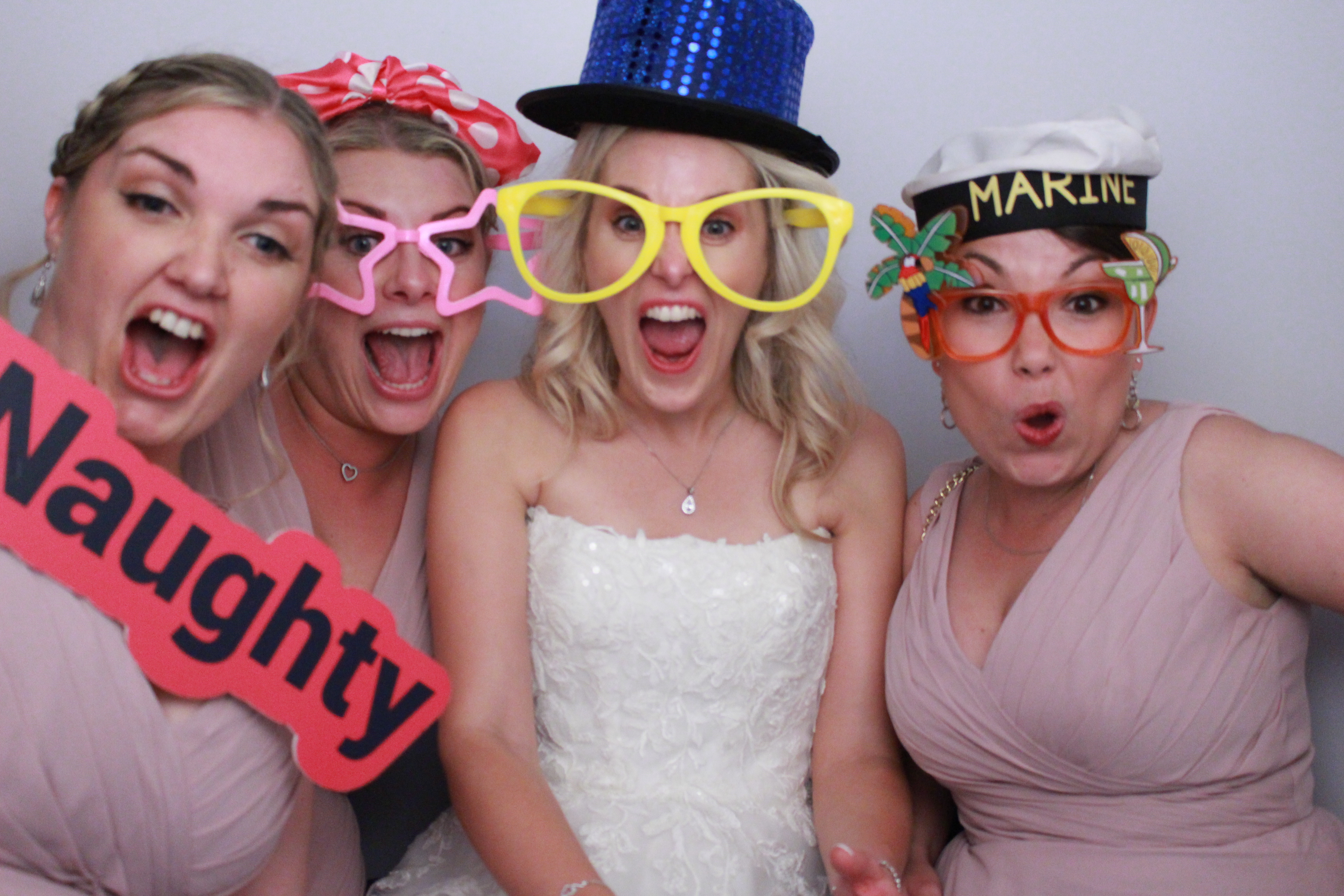 Simon & Rachel's Wedding  | View more photos from the event at gallery.myphotoboothexperience.co.uk/u/MyPhotoBoothExperienceLtd/Simon-Rachels-Wedding