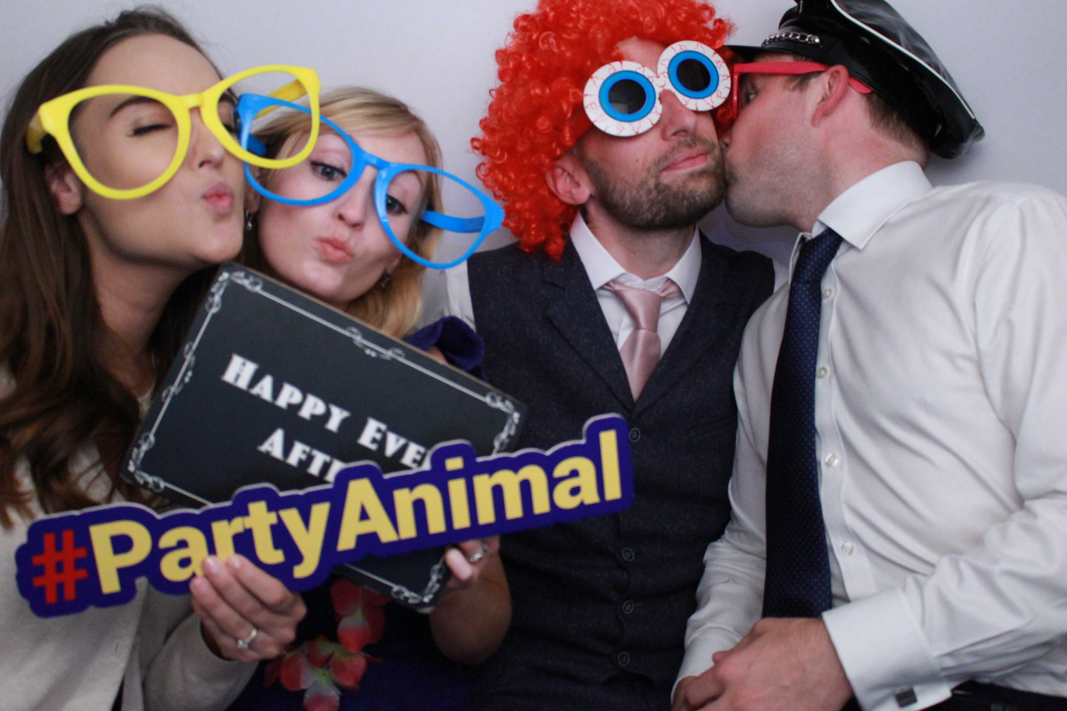 Simon & Rachel's Wedding  | View more photos from the event at gallery.myphotoboothexperience.co.uk/u/MyPhotoBoothExperienceLtd/Simon-Rachels-Wedding