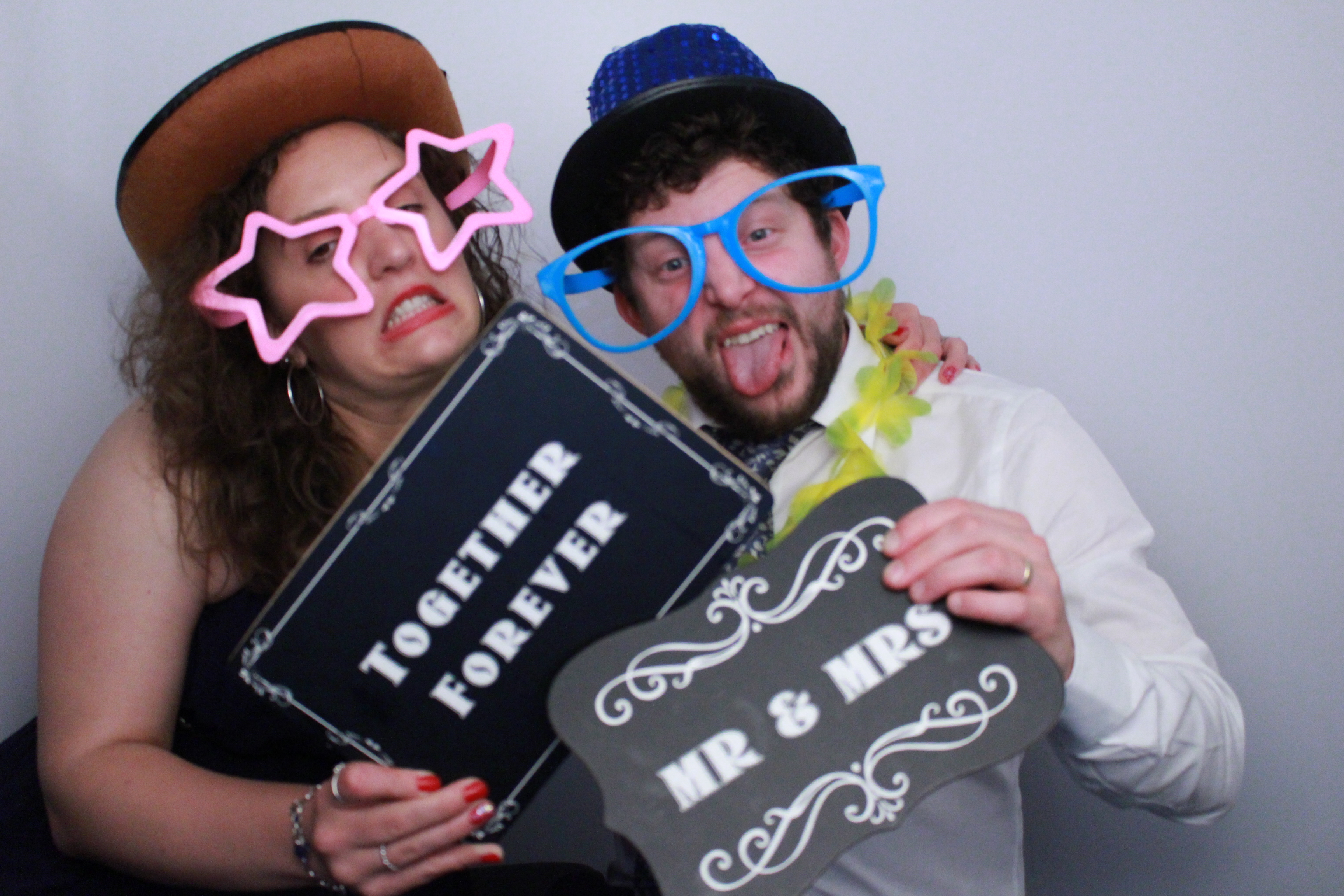 Simon & Rachel's Wedding  | View more photos from the event at gallery.myphotoboothexperience.co.uk/u/MyPhotoBoothExperienceLtd/Simon-Rachels-Wedding