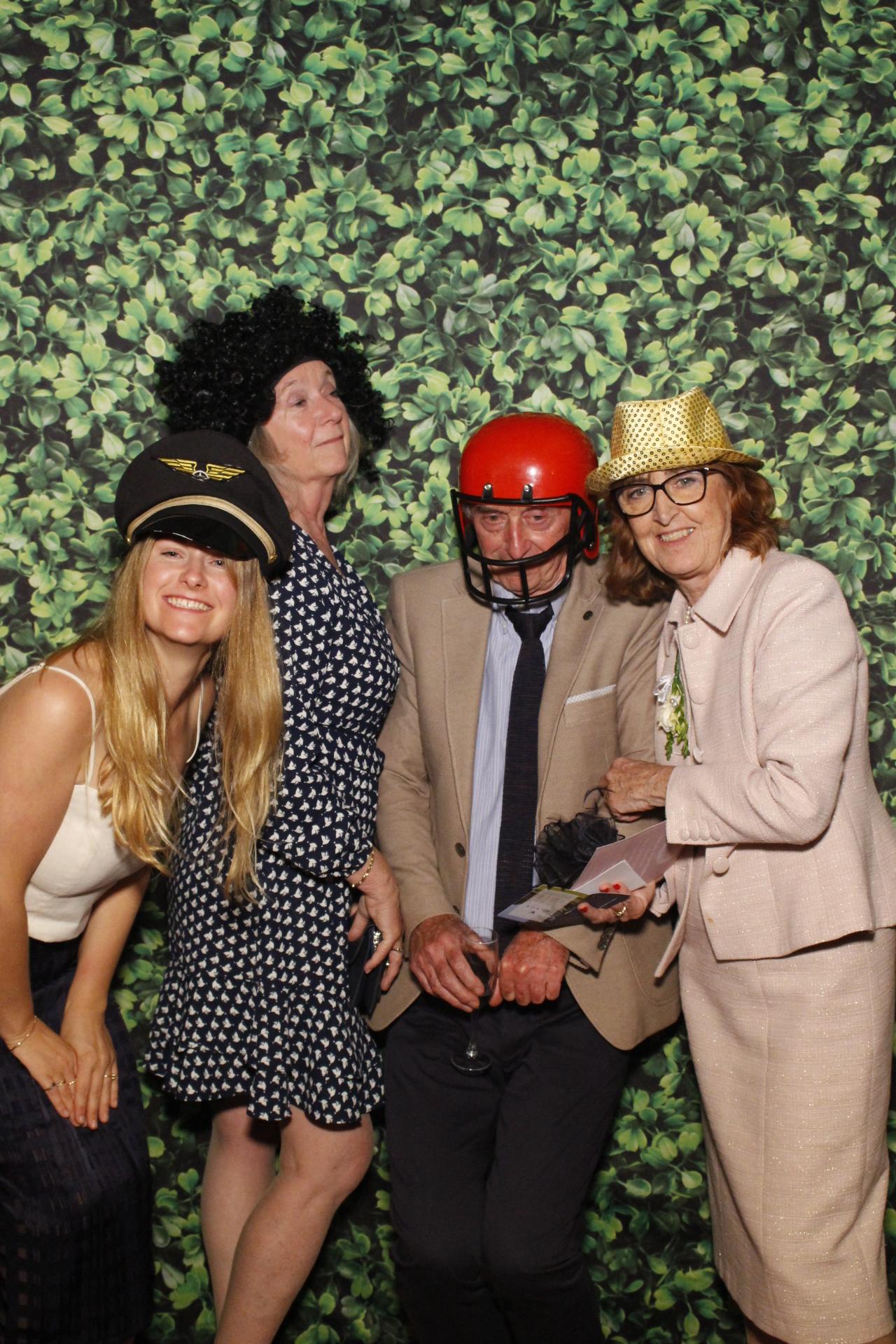 Steve & Harriet's Wedding  | View more photos from the event at gallery.myphotoboothexperience.co.uk/u/MyPhotoBoothExperienceLtd/Steve-Harriets-Wedding