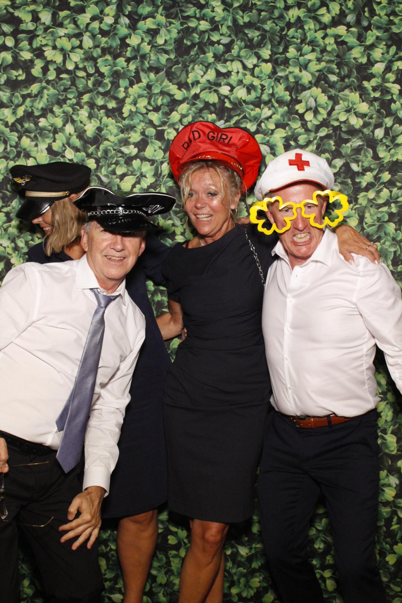 Steve & Harriet's Wedding  | View more photos from the event at gallery.myphotoboothexperience.co.uk/u/MyPhotoBoothExperienceLtd/Steve-Harriets-Wedding