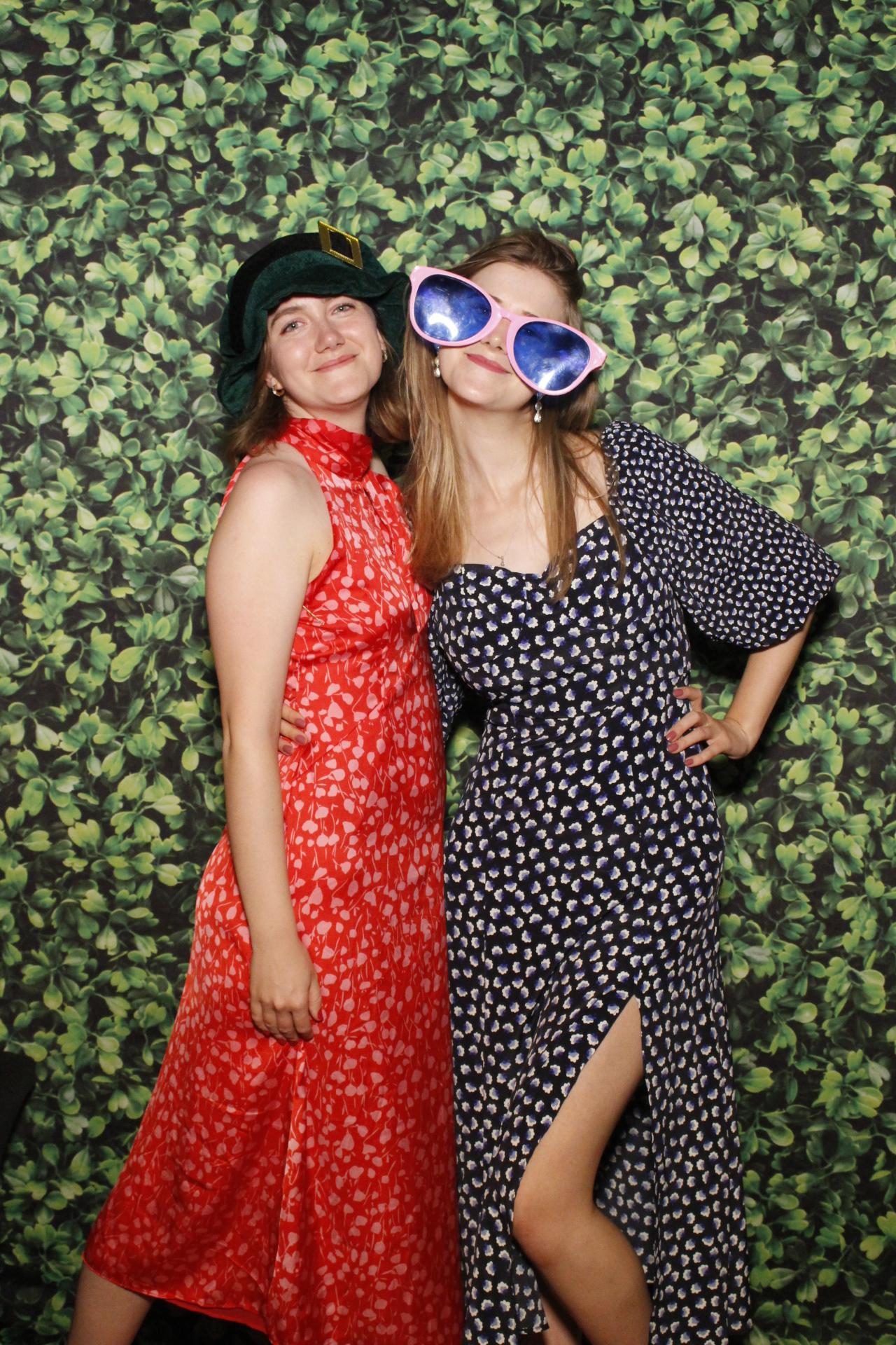 Steve & Harriet's Wedding  | View more photos from the event at gallery.myphotoboothexperience.co.uk/u/MyPhotoBoothExperienceLtd/Steve-Harriets-Wedding