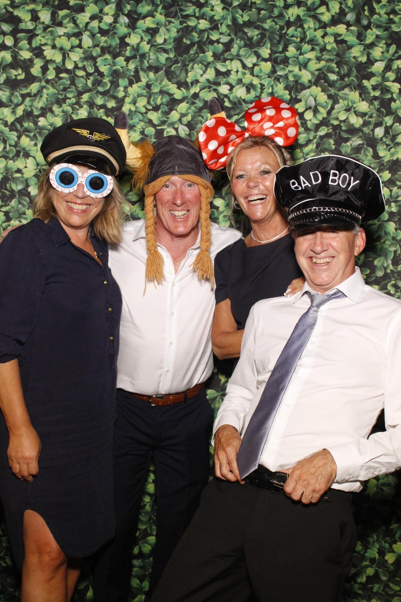 Steve & Harriet's Wedding  | View more photos from the event at gallery.myphotoboothexperience.co.uk/u/MyPhotoBoothExperienceLtd/Steve-Harriets-Wedding