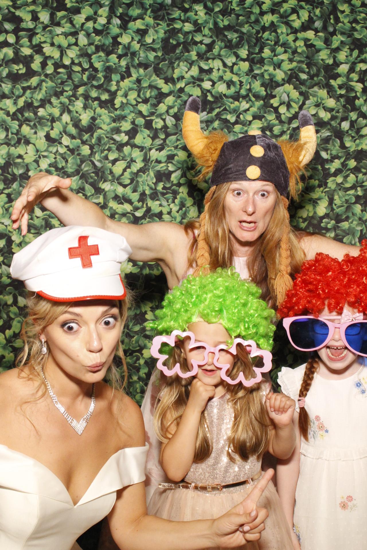 Steve & Harriet's Wedding  | View more photos from the event at gallery.myphotoboothexperience.co.uk/u/MyPhotoBoothExperienceLtd/Steve-Harriets-Wedding