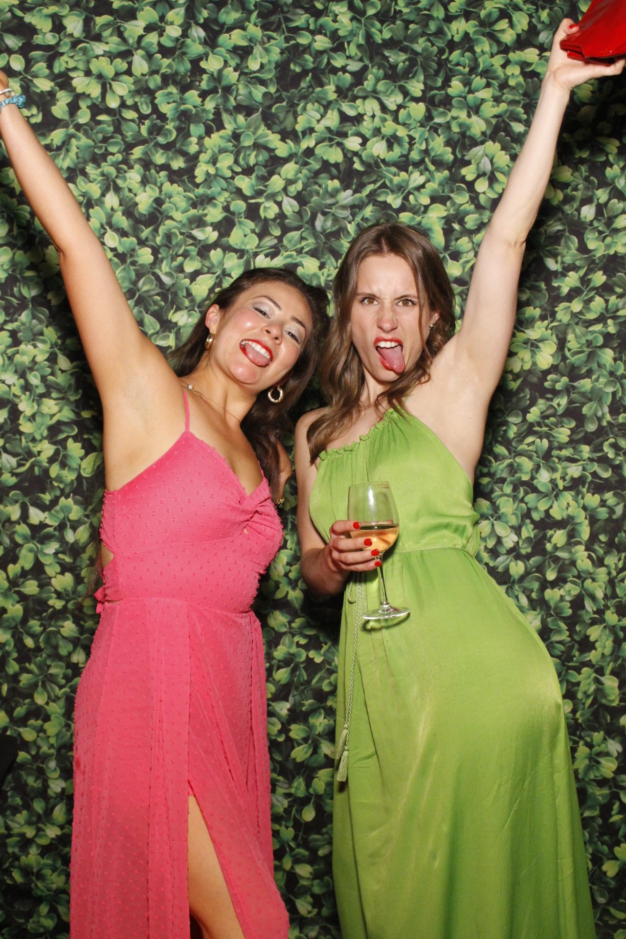 Steve & Harriet's Wedding  | View more photos from the event at gallery.myphotoboothexperience.co.uk/u/MyPhotoBoothExperienceLtd/Steve-Harriets-Wedding