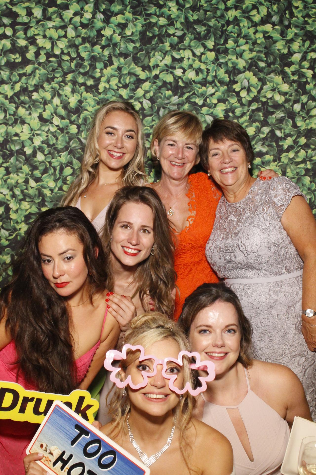 Steve & Harriet's Wedding  | View more photos from the event at gallery.myphotoboothexperience.co.uk/u/MyPhotoBoothExperienceLtd/Steve-Harriets-Wedding