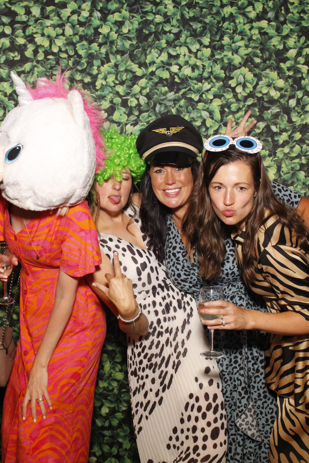 Steve & Harriet's Wedding  | View more photos from the event at gallery.myphotoboothexperience.co.uk/u/MyPhotoBoothExperienceLtd/Steve-Harriets-Wedding