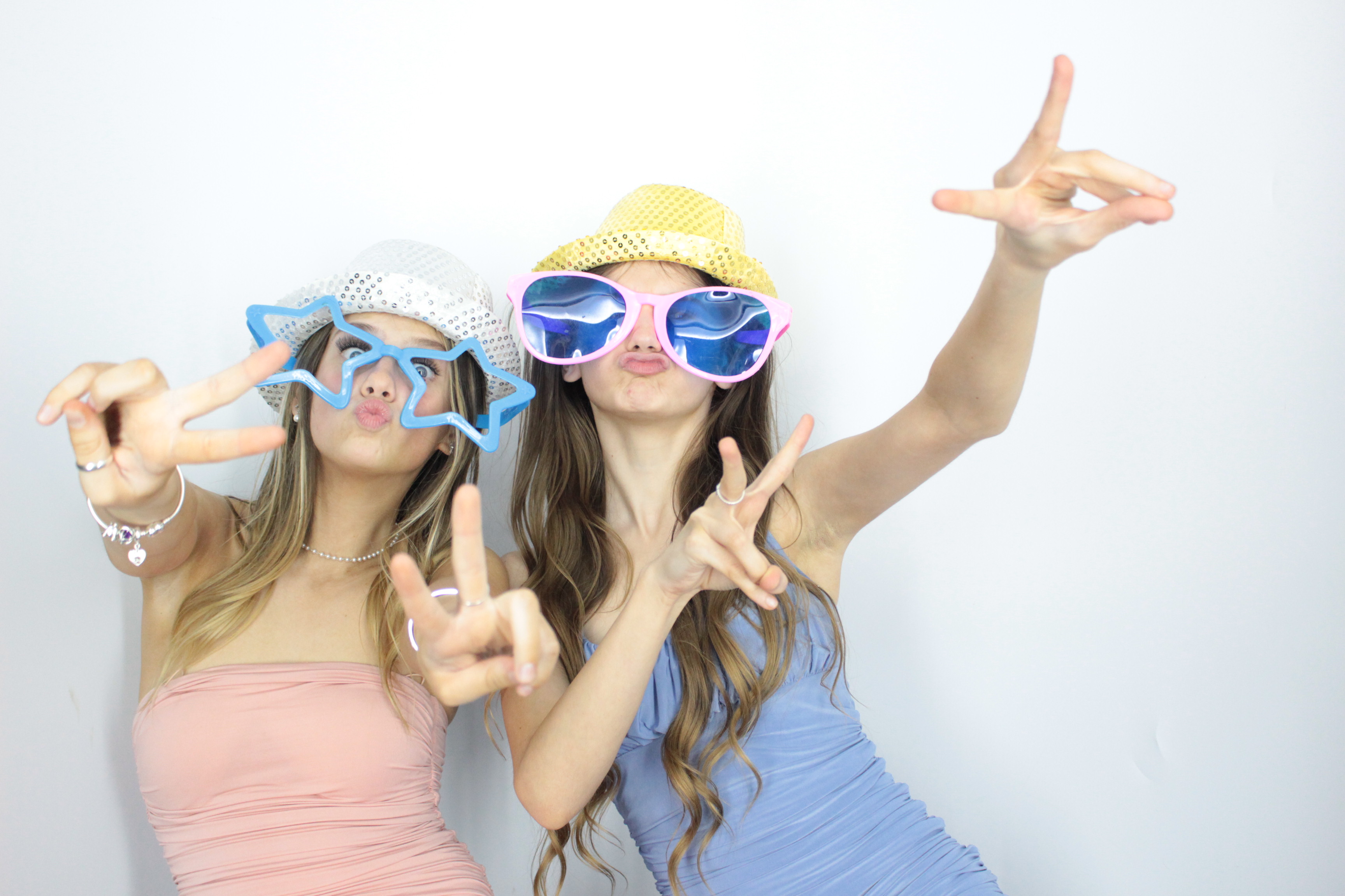 Thomas & brittany's Wedding  | View more photos from the event at gallery.myphotoboothexperience.co.uk/u/MyPhotoBoothExperienceLtd/Thomas-brittanys-Wedding
