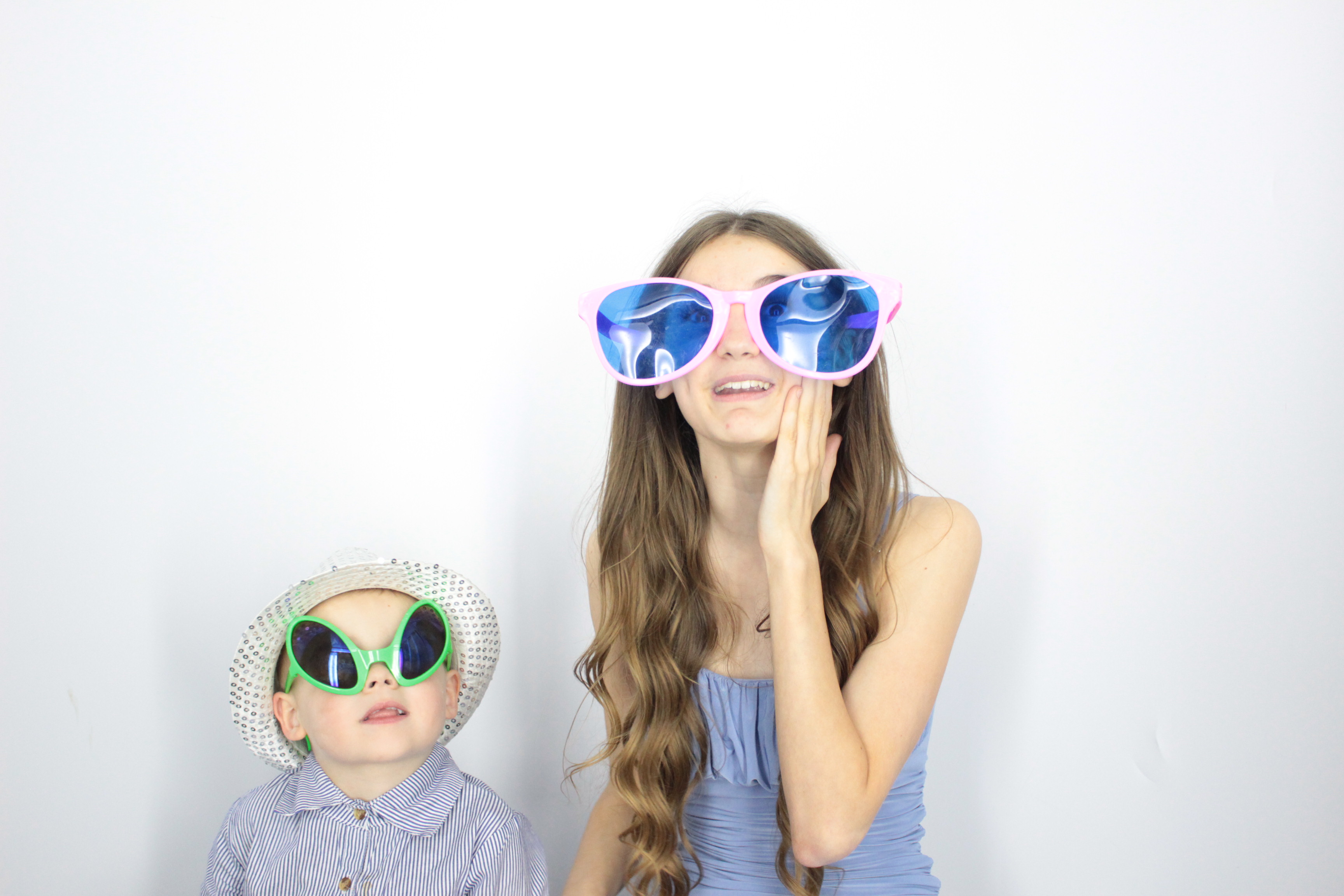 Thomas & brittany's Wedding  | View more photos from the event at gallery.myphotoboothexperience.co.uk/u/MyPhotoBoothExperienceLtd/Thomas-brittanys-Wedding