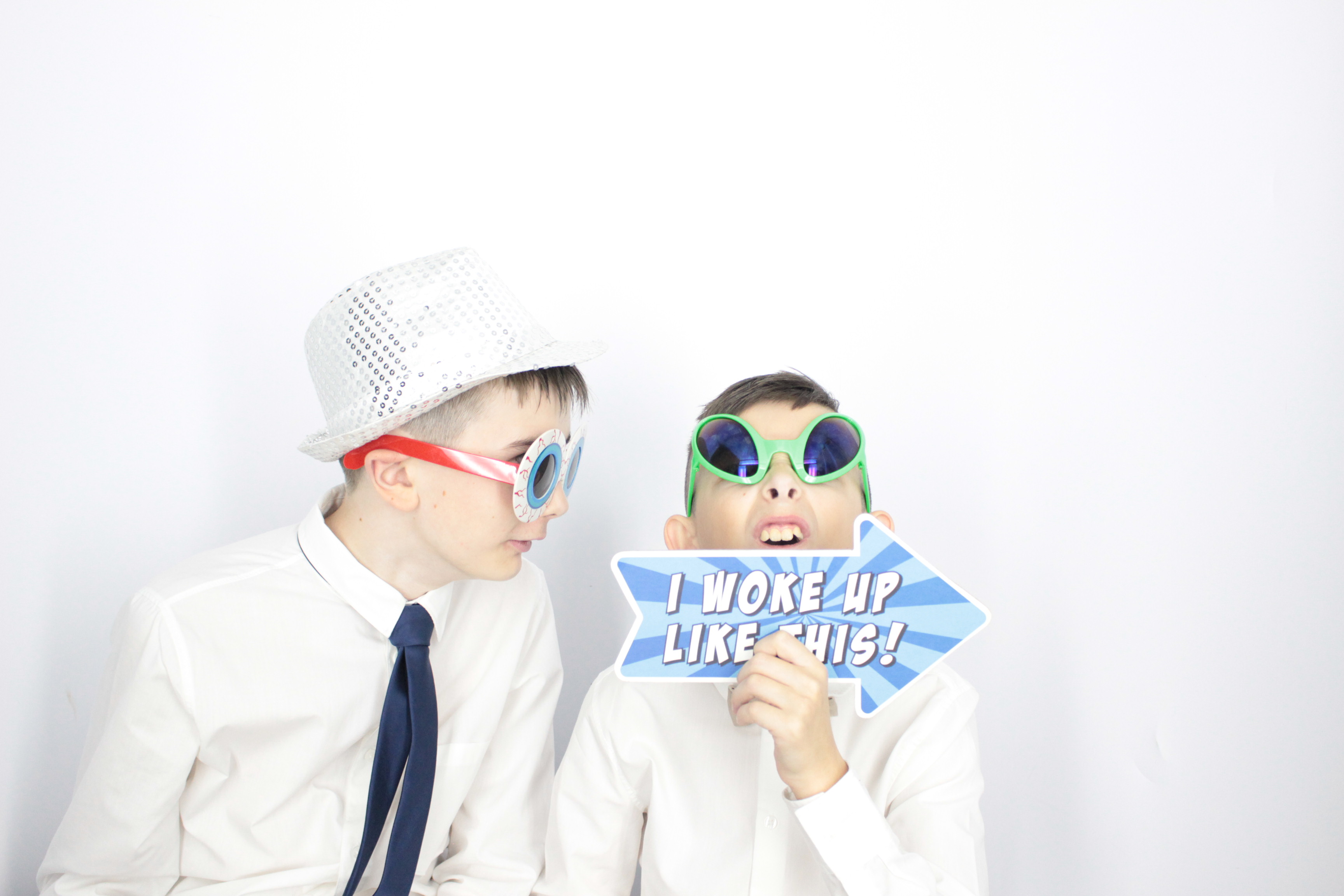 Thomas & brittany's Wedding  | View more photos from the event at gallery.myphotoboothexperience.co.uk/u/MyPhotoBoothExperienceLtd/Thomas-brittanys-Wedding