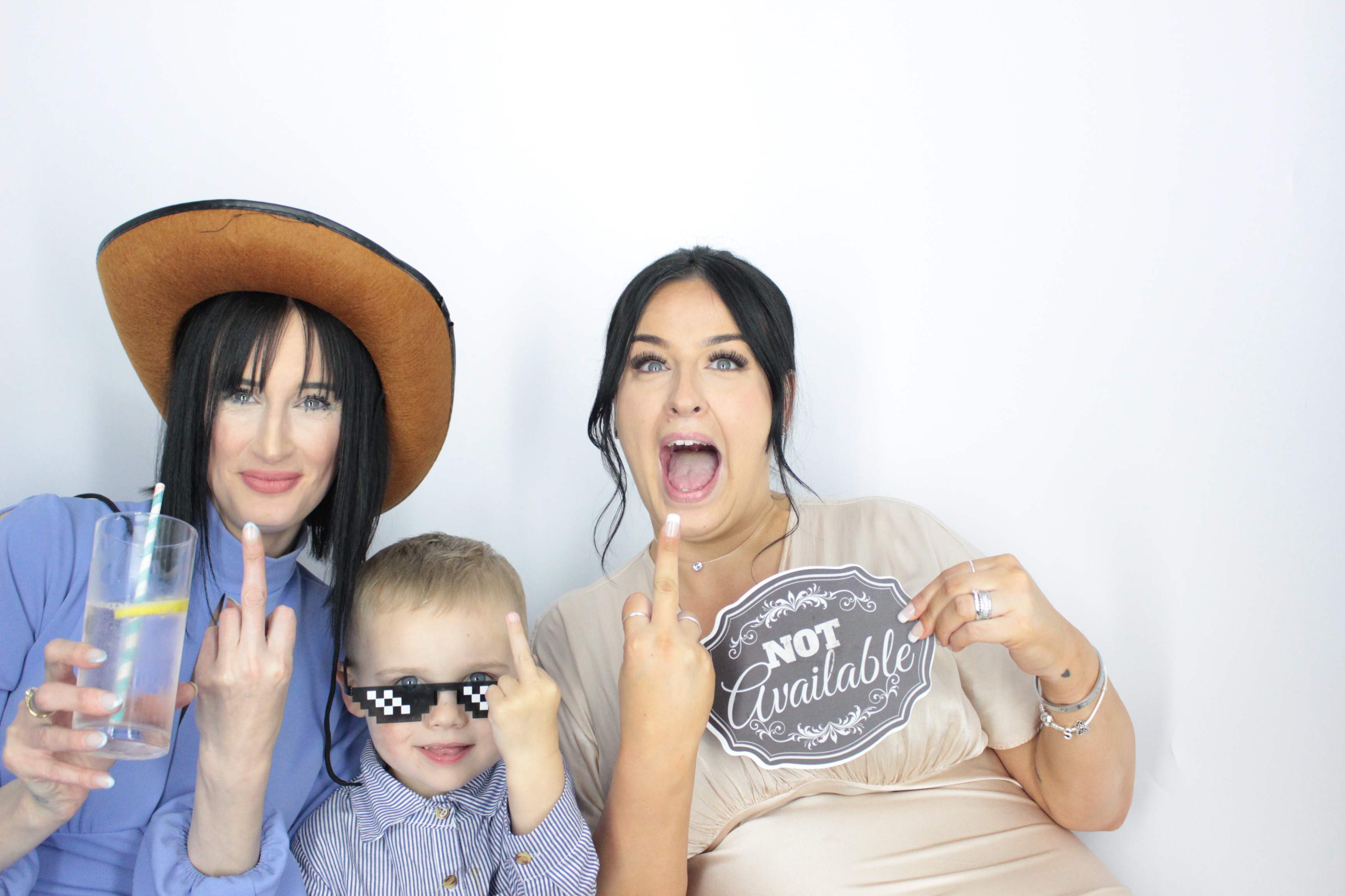 Thomas & brittany's Wedding  | View more photos from the event at gallery.myphotoboothexperience.co.uk/u/MyPhotoBoothExperienceLtd/Thomas-brittanys-Wedding