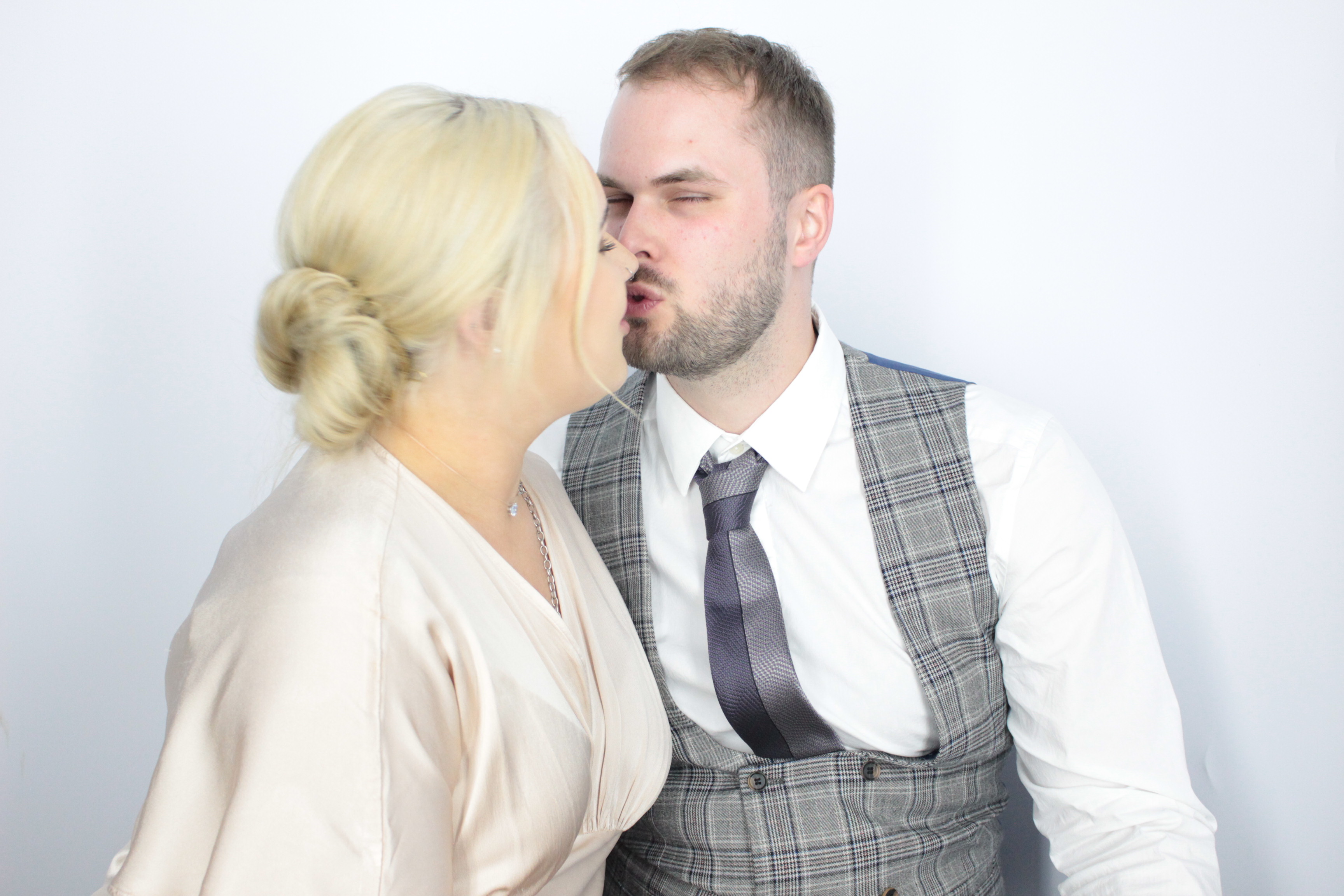 Thomas & brittany's Wedding  | View more photos from the event at gallery.myphotoboothexperience.co.uk/u/MyPhotoBoothExperienceLtd/Thomas-brittanys-Wedding