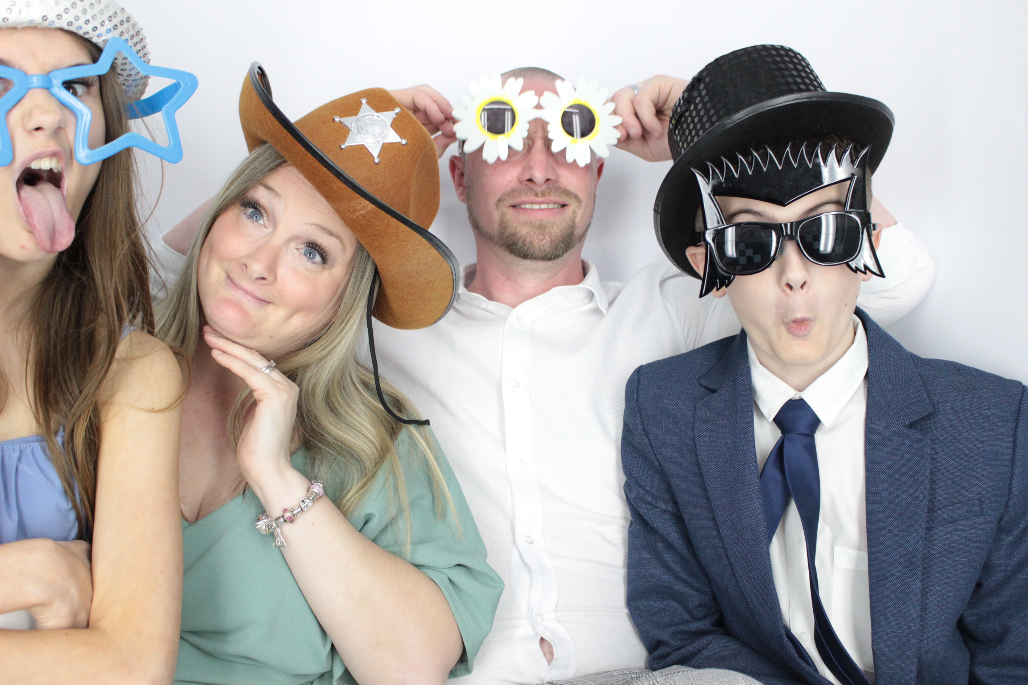 Thomas & brittany's Wedding  | View more photos from the event at gallery.myphotoboothexperience.co.uk/u/MyPhotoBoothExperienceLtd/Thomas-brittanys-Wedding