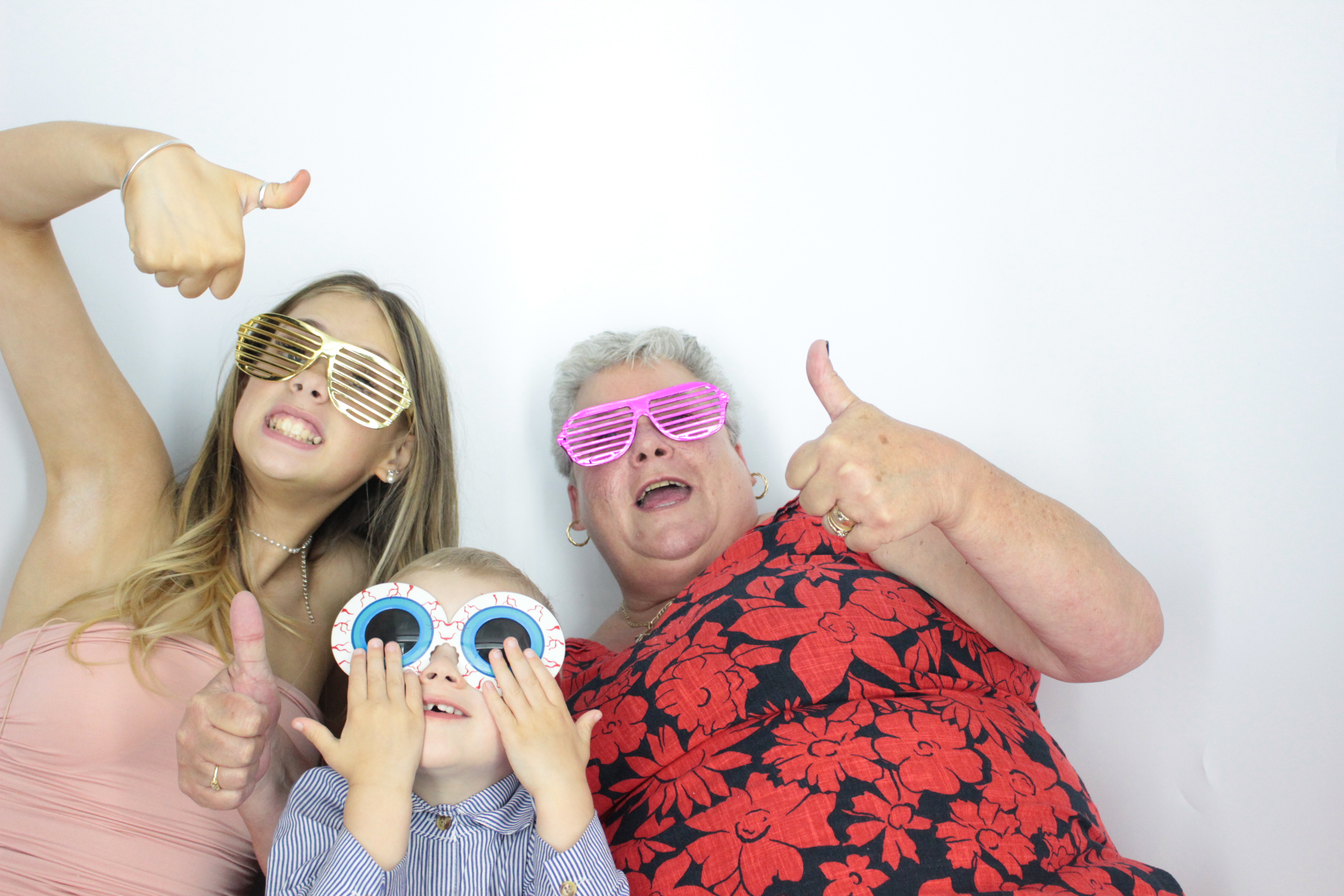 Thomas & brittany's Wedding  | View more photos from the event at gallery.myphotoboothexperience.co.uk/u/MyPhotoBoothExperienceLtd/Thomas-brittanys-Wedding