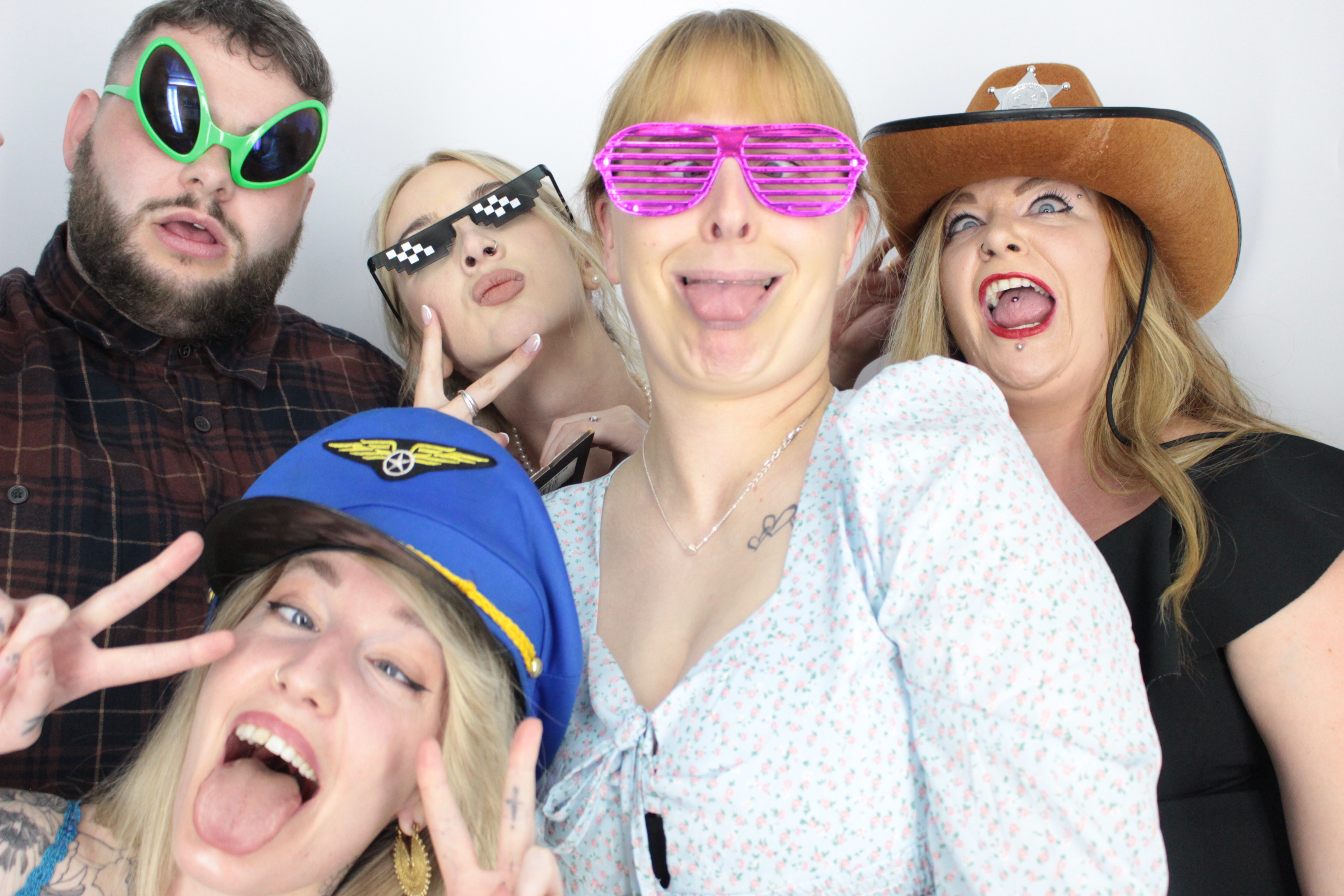 Thomas & brittany's Wedding  | View more photos from the event at gallery.myphotoboothexperience.co.uk/u/MyPhotoBoothExperienceLtd/Thomas-brittanys-Wedding