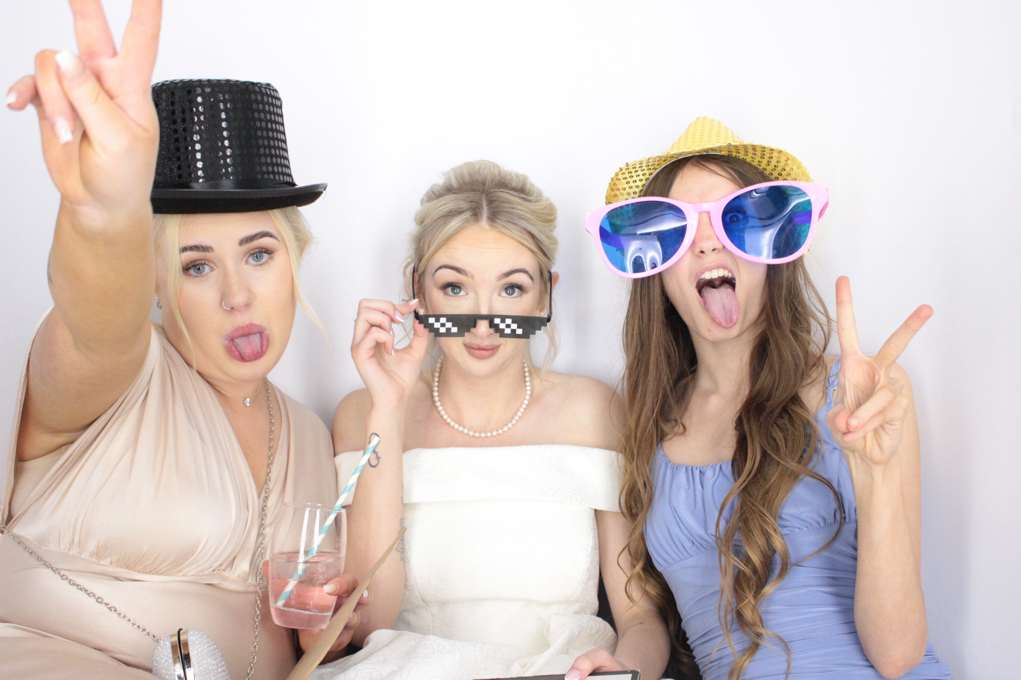 Thomas & brittany's Wedding  | View more photos from the event at gallery.myphotoboothexperience.co.uk/u/MyPhotoBoothExperienceLtd/Thomas-brittanys-Wedding