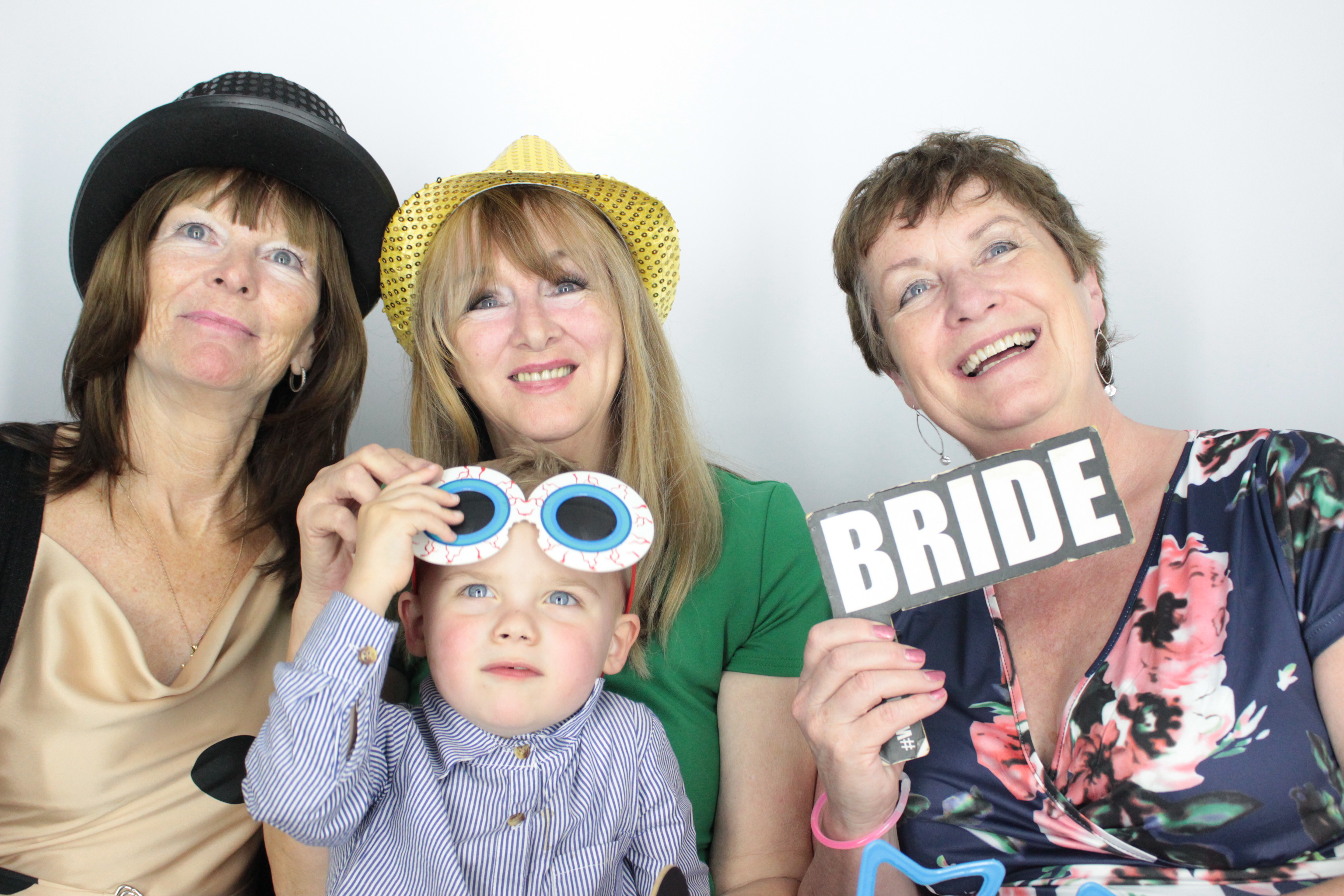 Thomas & brittany's Wedding  | View more photos from the event at gallery.myphotoboothexperience.co.uk/u/MyPhotoBoothExperienceLtd/Thomas-brittanys-Wedding