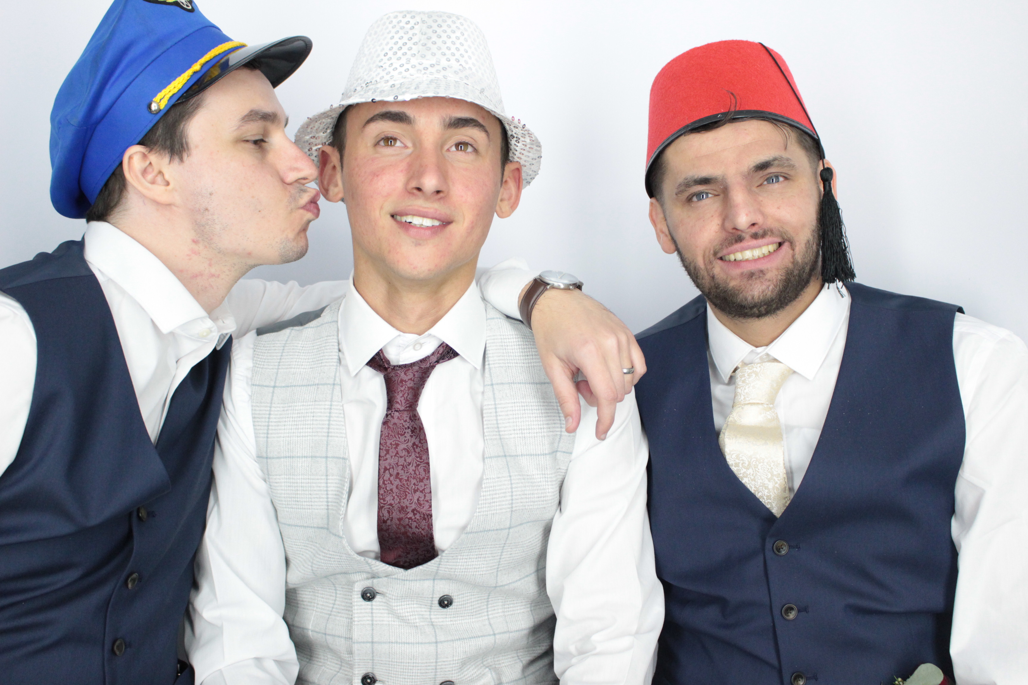 Thomas & brittany's Wedding  | View more photos from the event at gallery.myphotoboothexperience.co.uk/u/MyPhotoBoothExperienceLtd/Thomas-brittanys-Wedding
