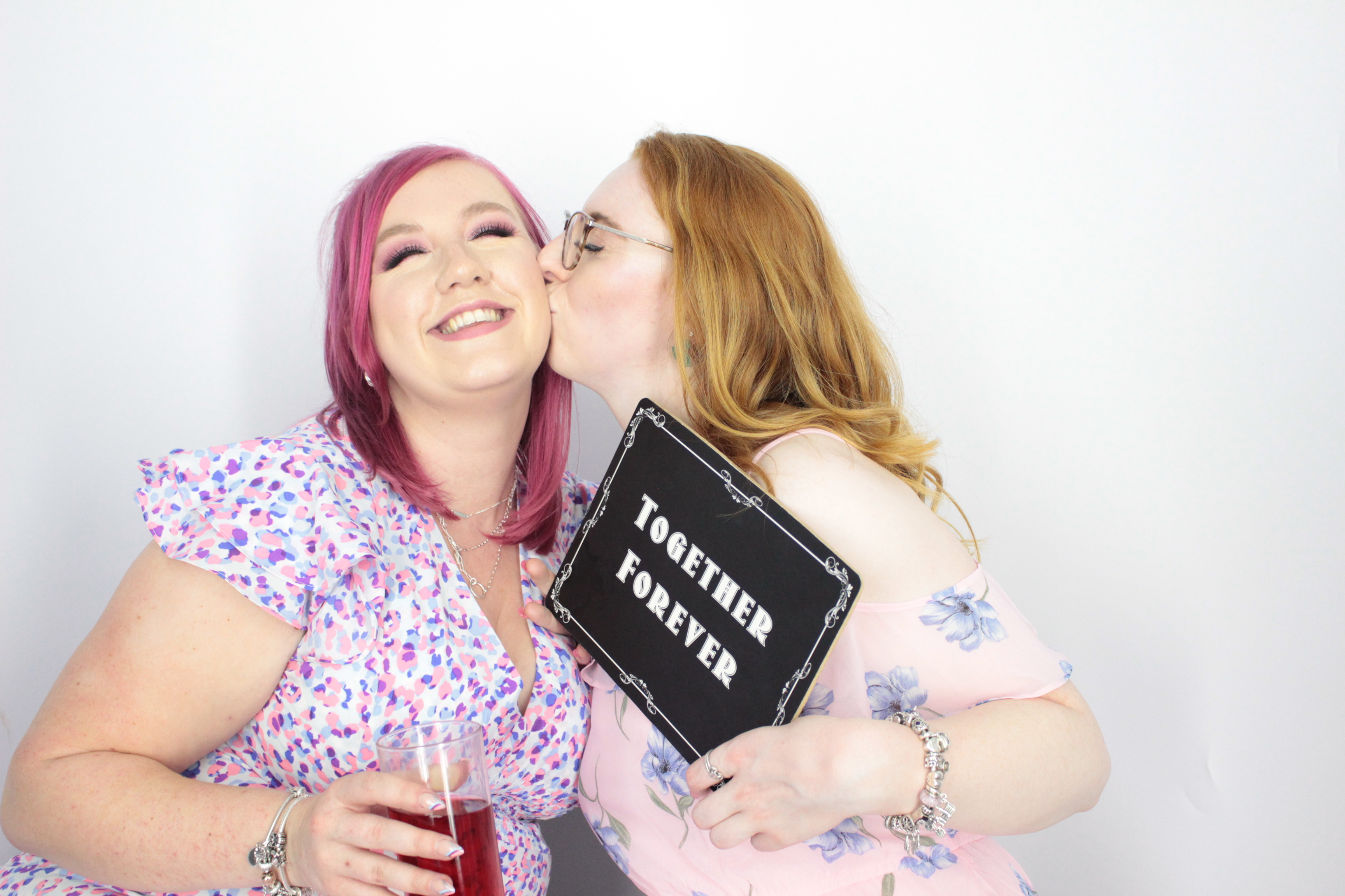 Thomas & brittany's Wedding  | View more photos from the event at gallery.myphotoboothexperience.co.uk/u/MyPhotoBoothExperienceLtd/Thomas-brittanys-Wedding