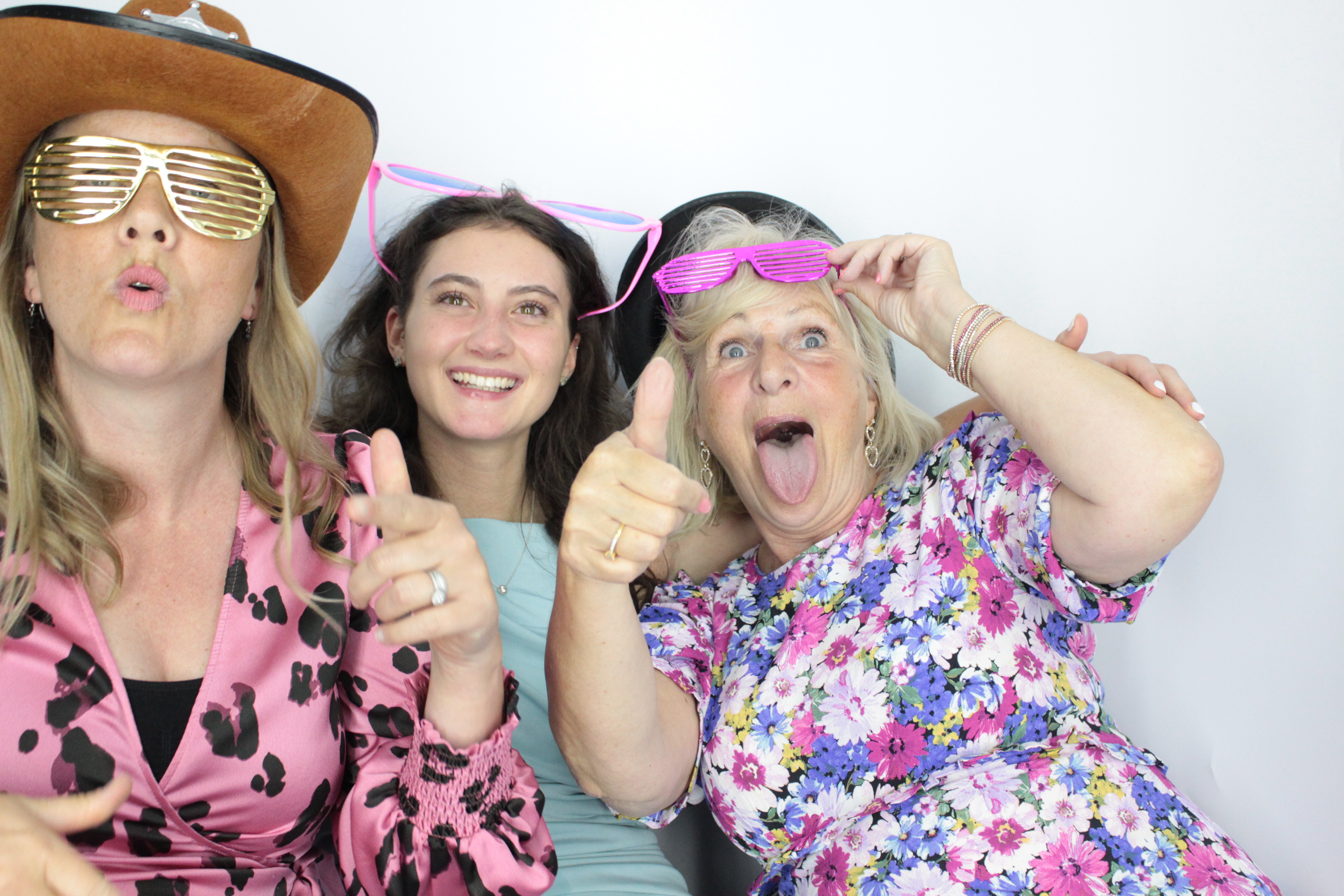 Thomas & brittany's Wedding  | View more photos from the event at gallery.myphotoboothexperience.co.uk/u/MyPhotoBoothExperienceLtd/Thomas-brittanys-Wedding