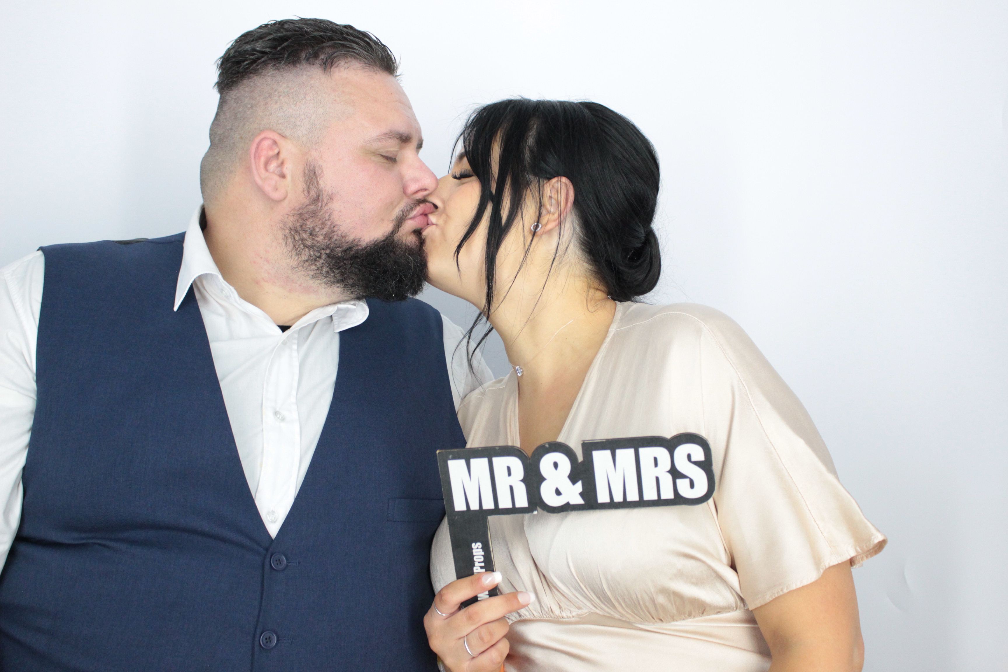 Thomas & brittany's Wedding  | View more photos from the event at gallery.myphotoboothexperience.co.uk/u/MyPhotoBoothExperienceLtd/Thomas-brittanys-Wedding
