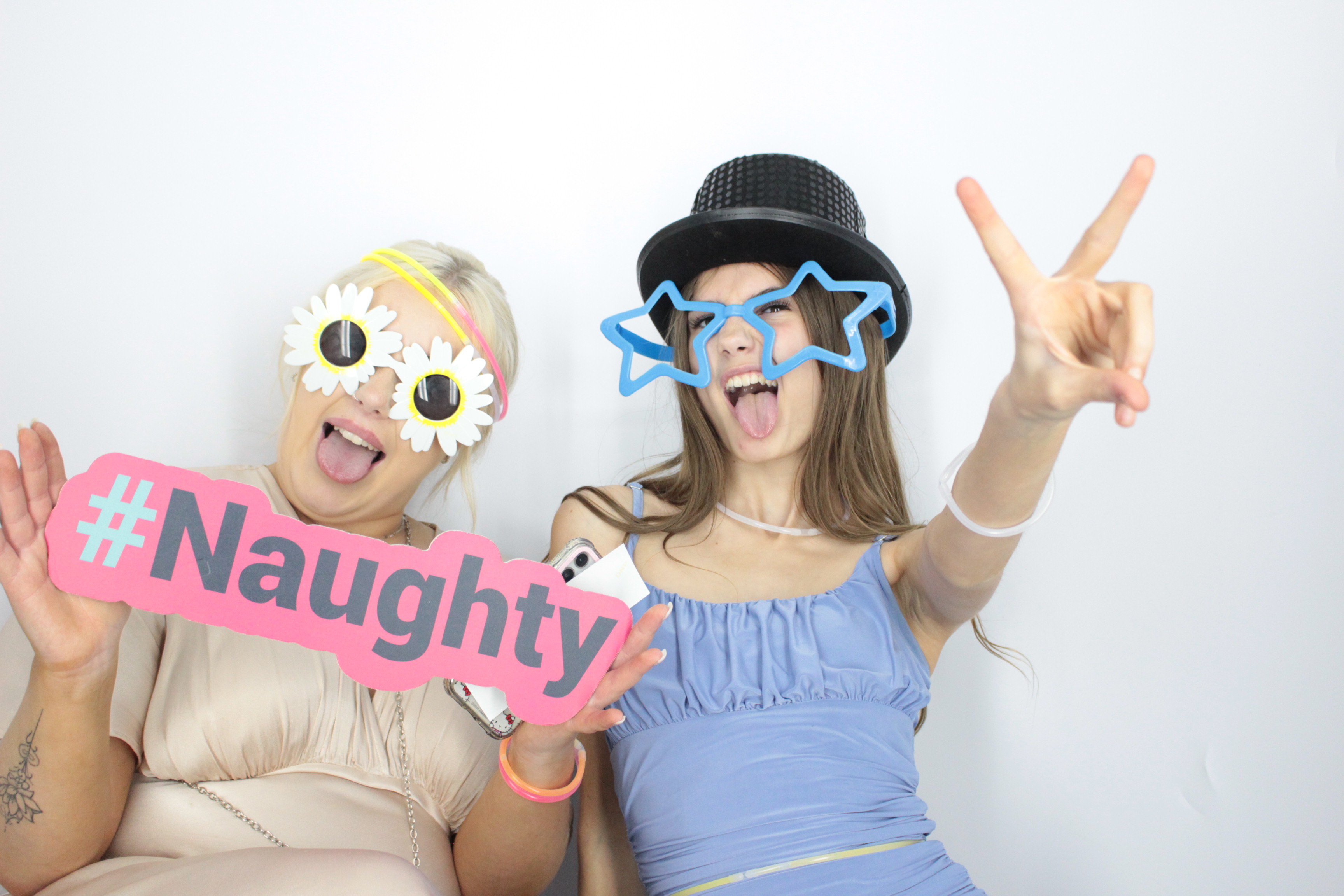 Thomas & brittany's Wedding  | View more photos from the event at gallery.myphotoboothexperience.co.uk/u/MyPhotoBoothExperienceLtd/Thomas-brittanys-Wedding