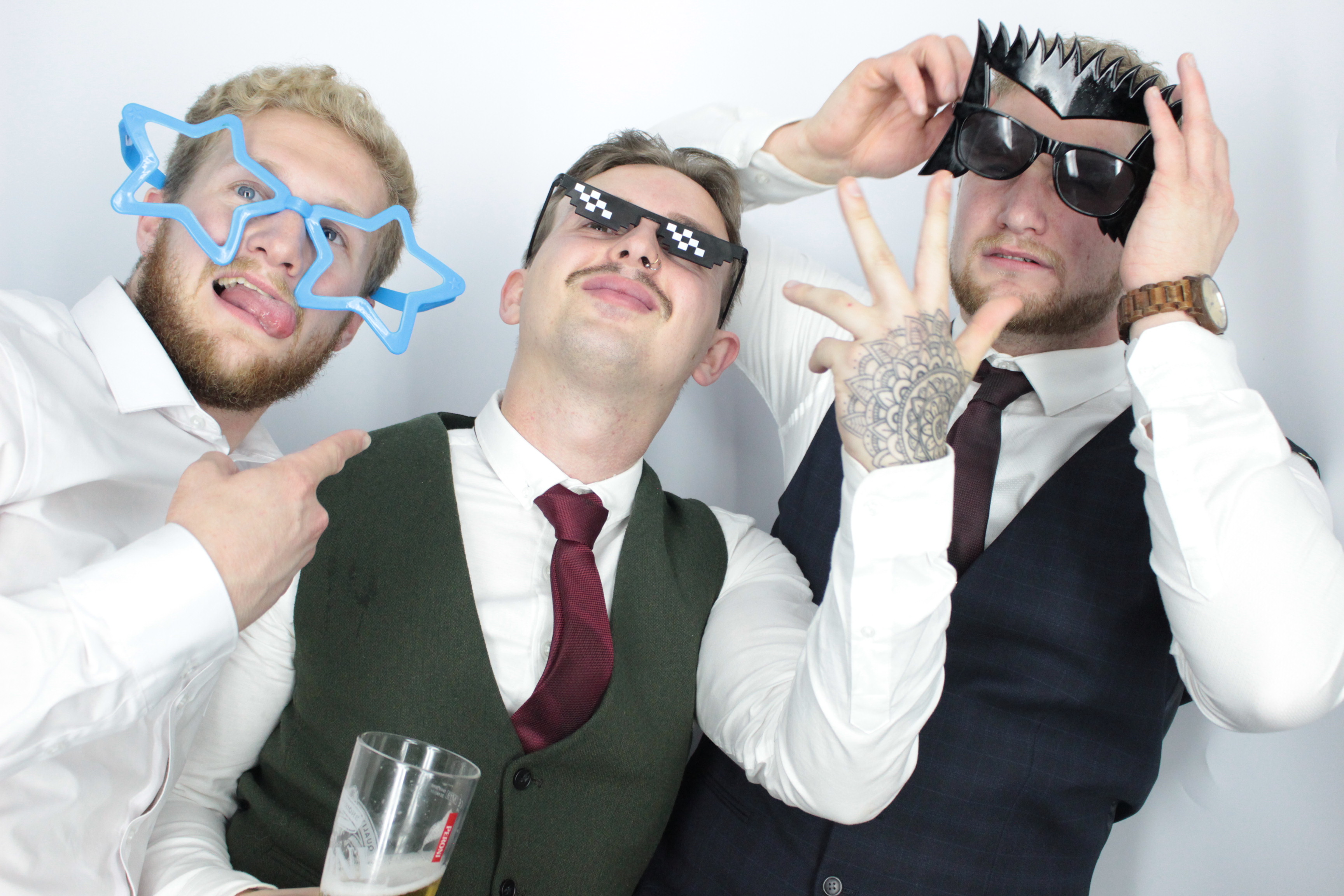 Thomas & brittany's Wedding  | View more photos from the event at gallery.myphotoboothexperience.co.uk/u/MyPhotoBoothExperienceLtd/Thomas-brittanys-Wedding